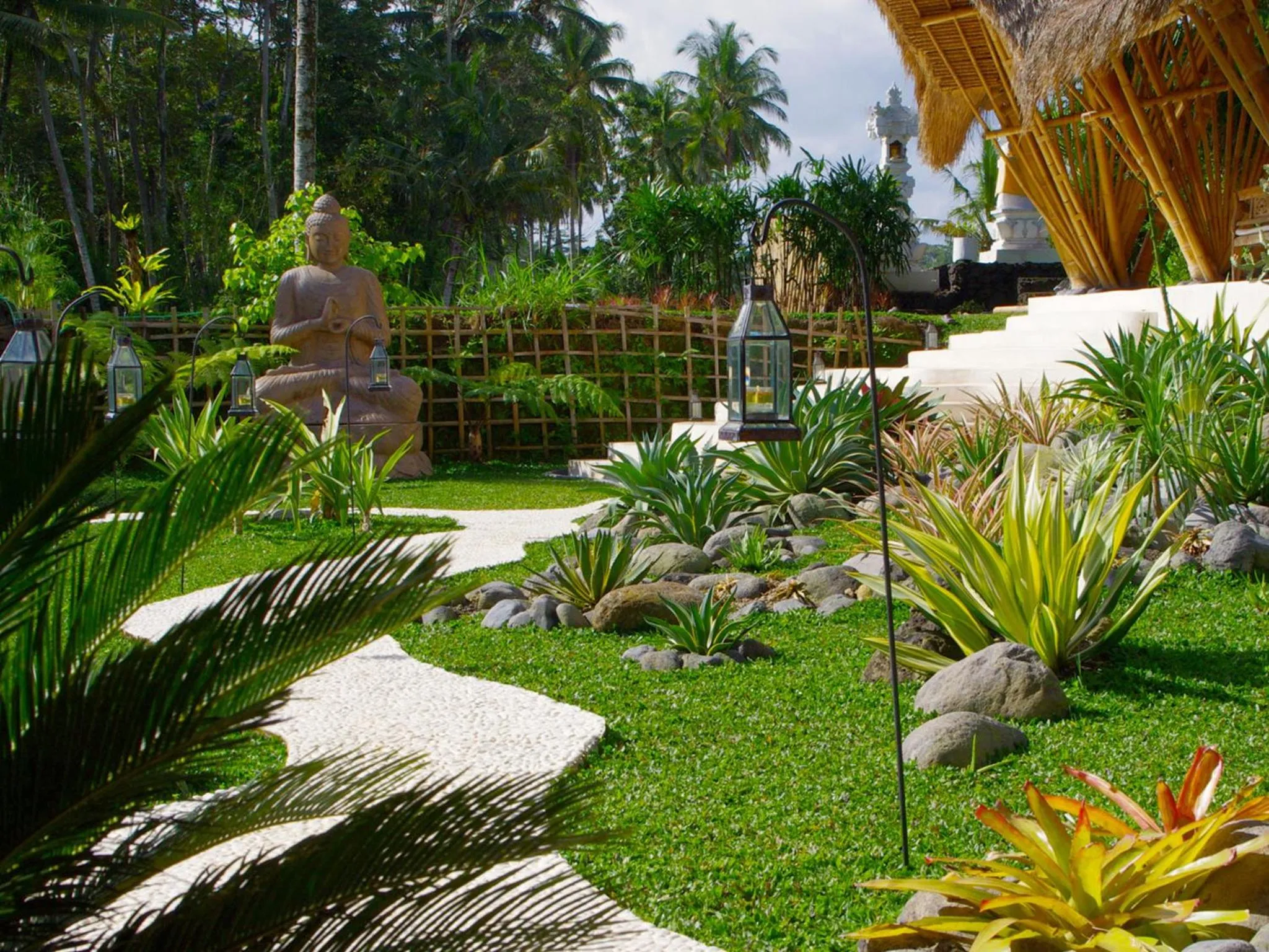 Garden in Sandat Glamping Tents