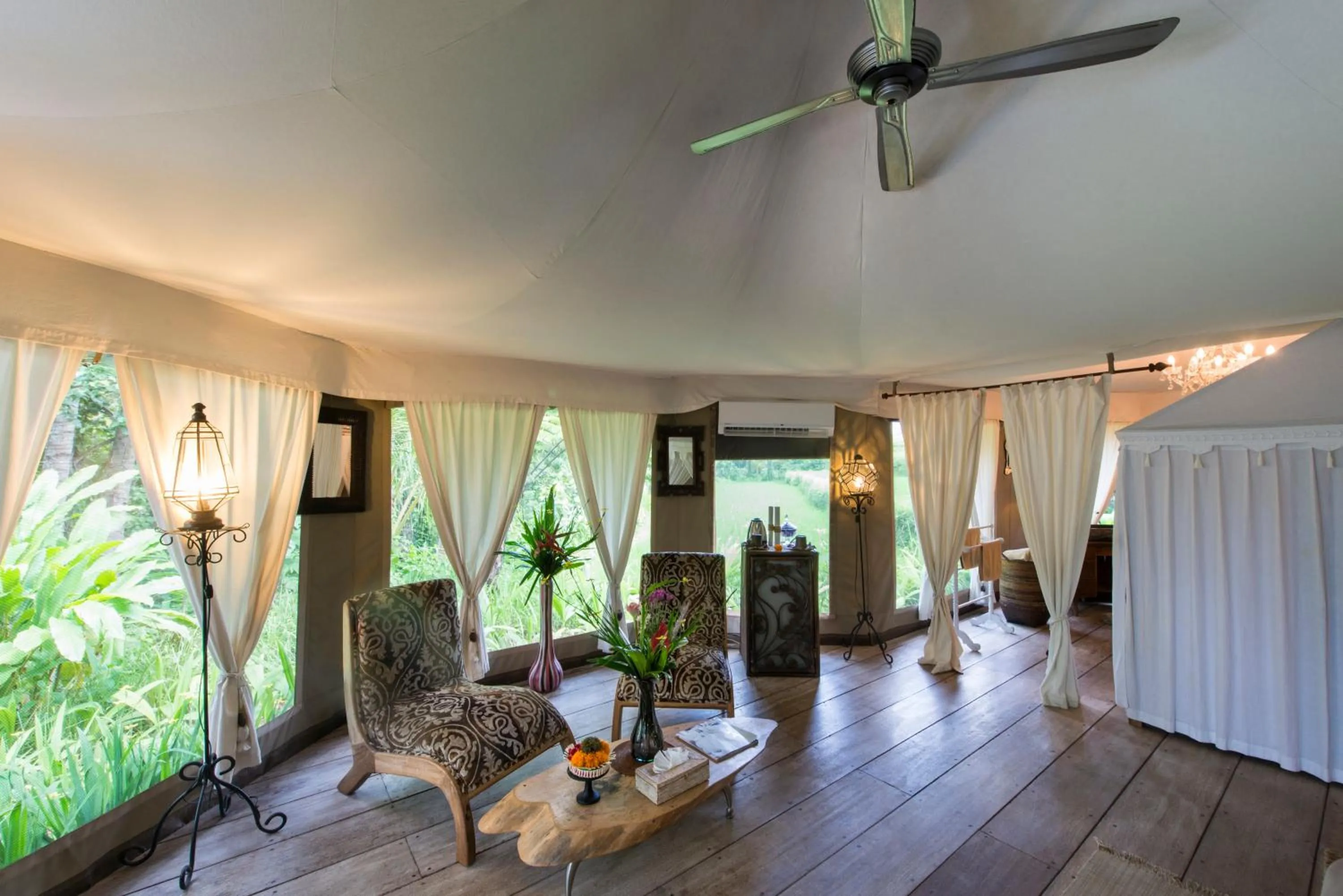 Coffee/tea facilities in Sandat Glamping Tents