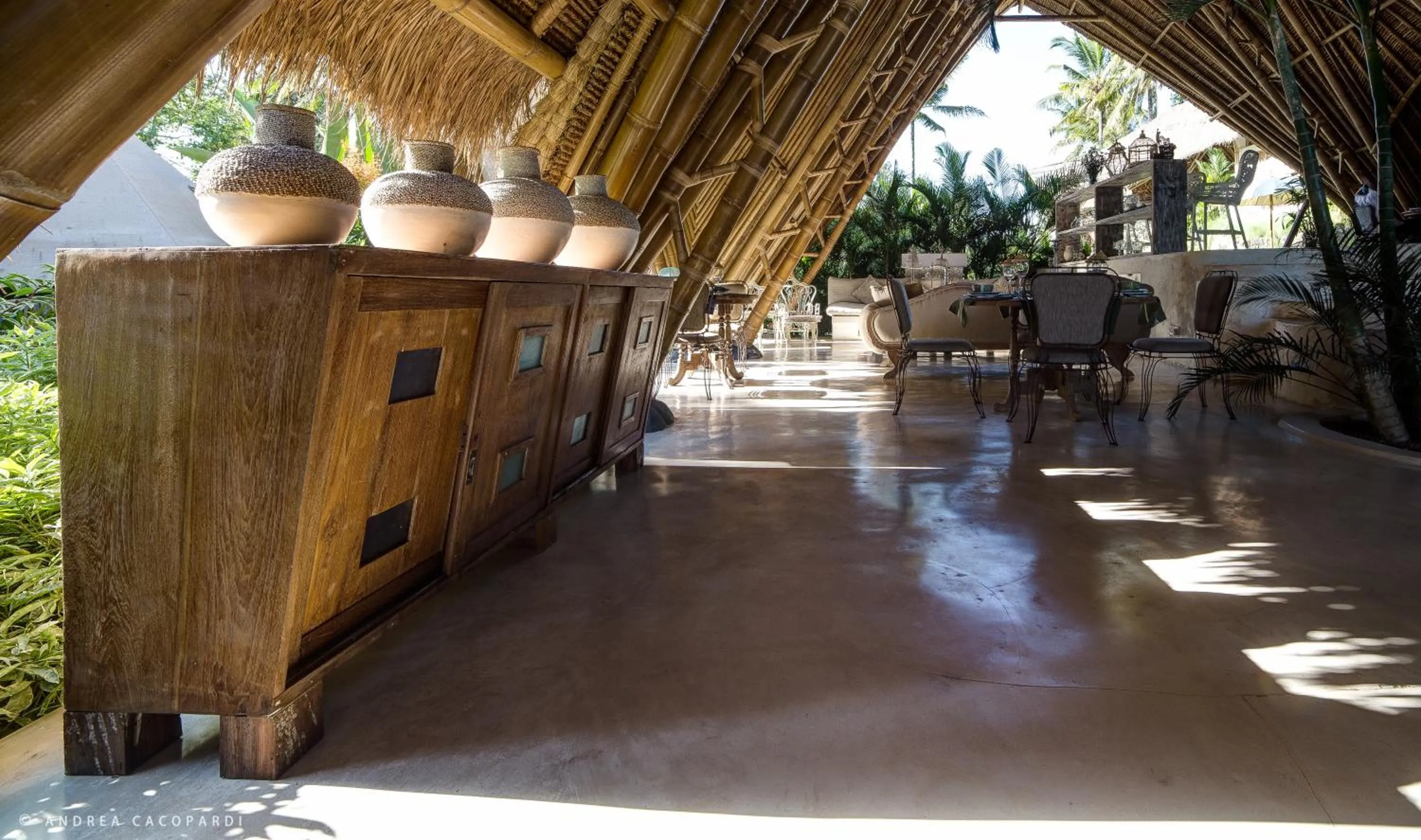 Lounge or bar in Sandat Glamping Tents