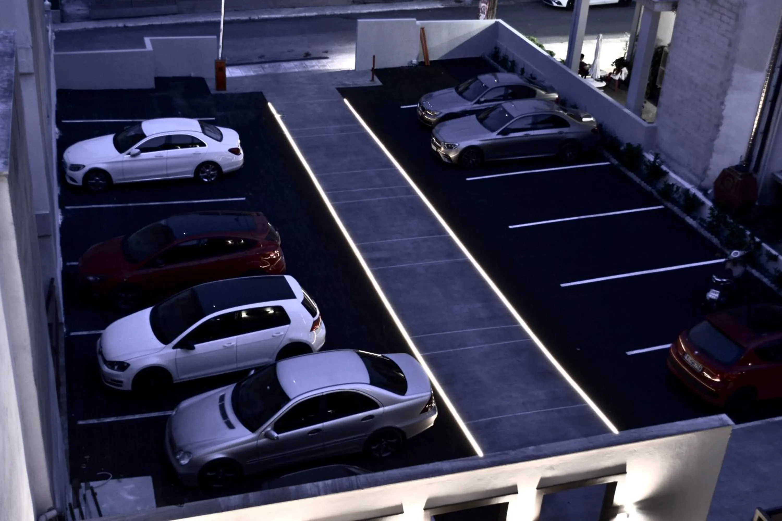 CORYLUS Luxury Rooms & Suites