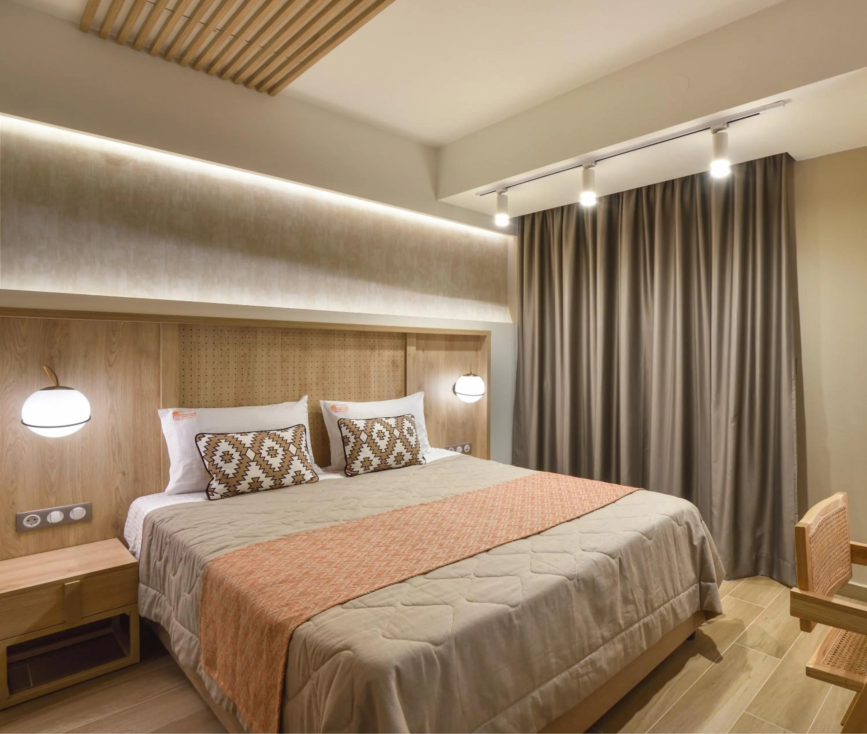 Bedroom, Bed in CORYLUS Luxury Rooms & Suites