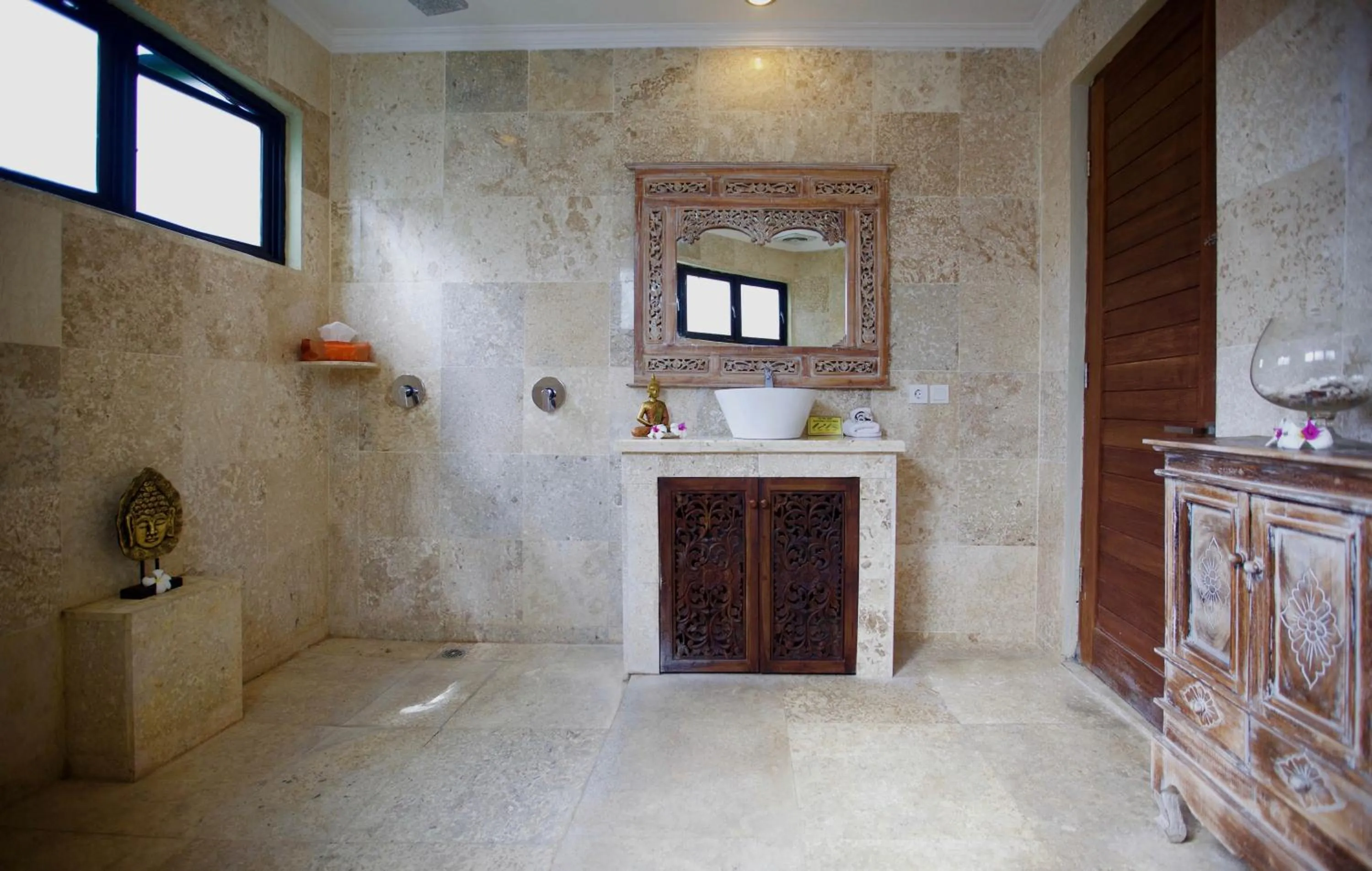 Bathroom in Bayshore Residence