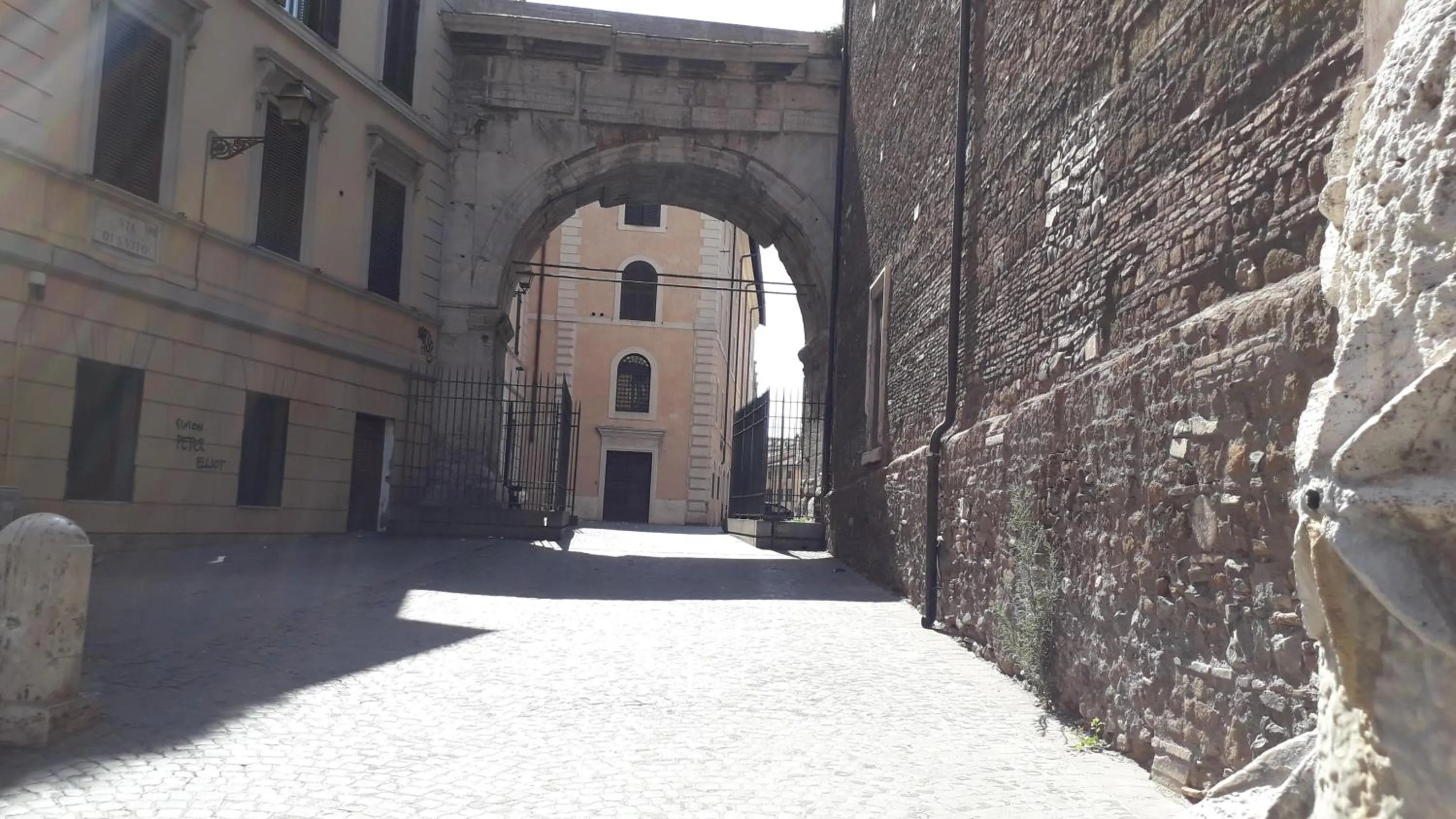 Nearby landmark in Gioia Guest House