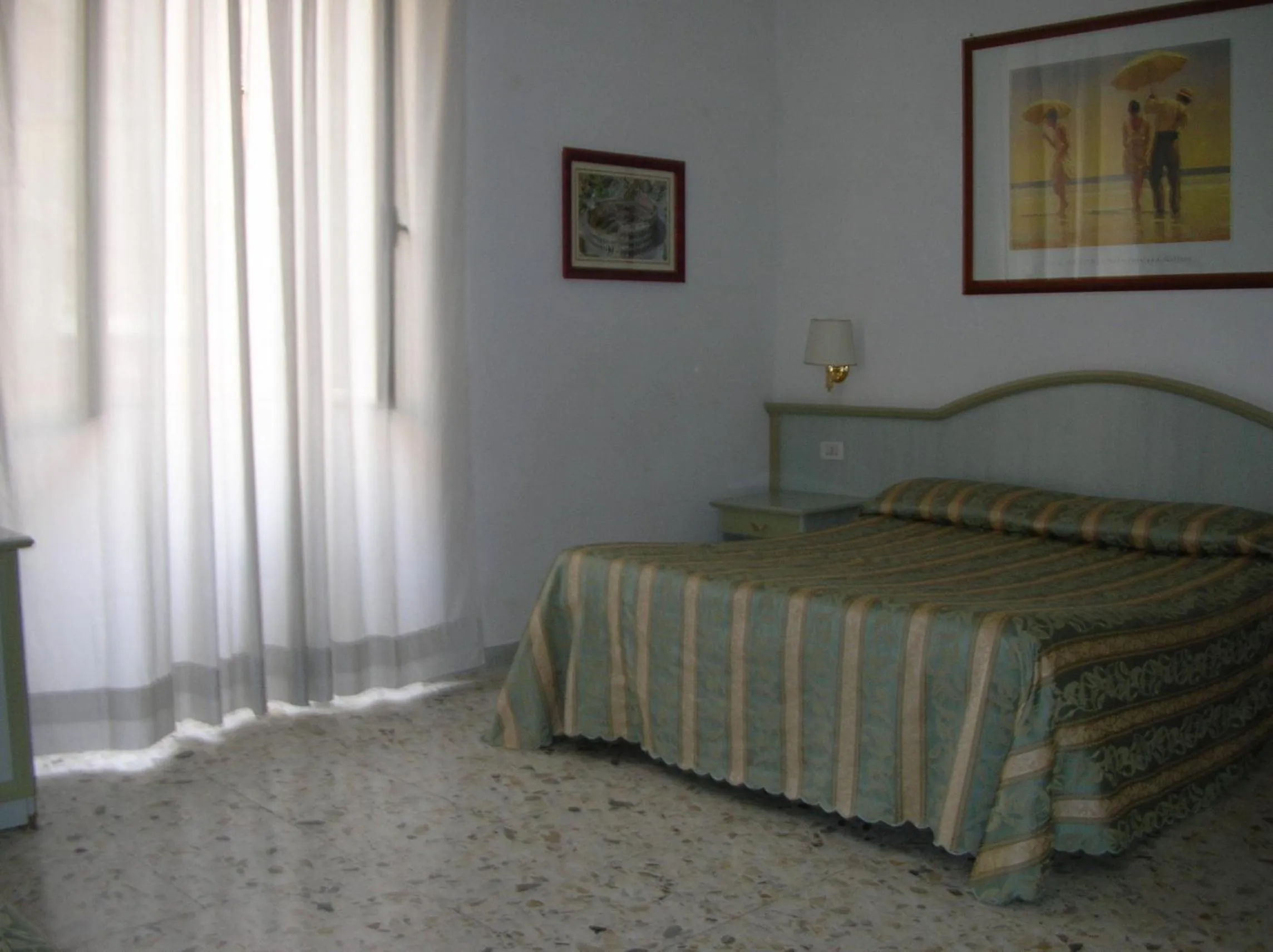 Bed in Gioia Guest House