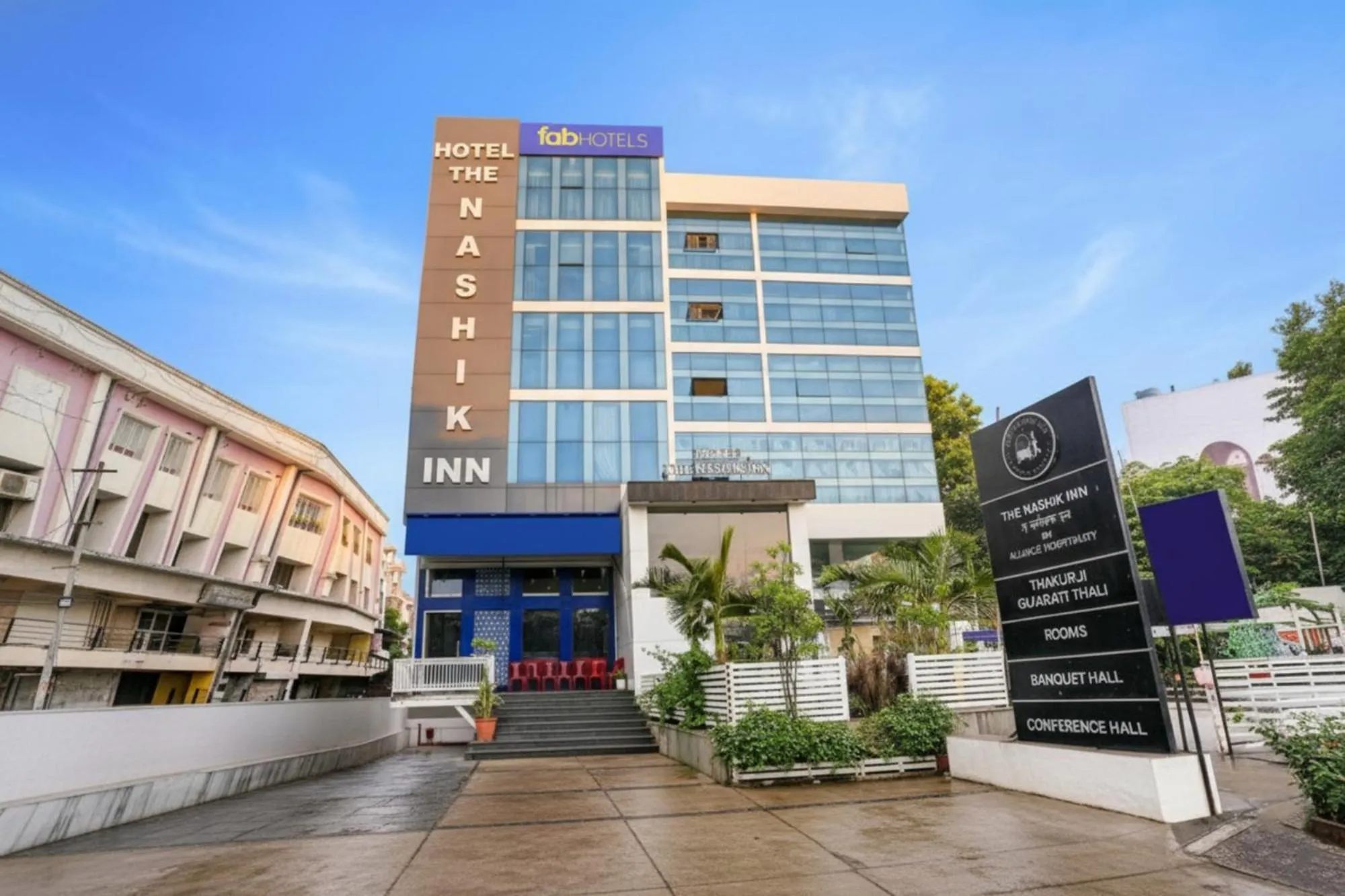 Property building in FabHotel The Nashik Inn - Nr Vijay Mamta Theatre, Nashik Road