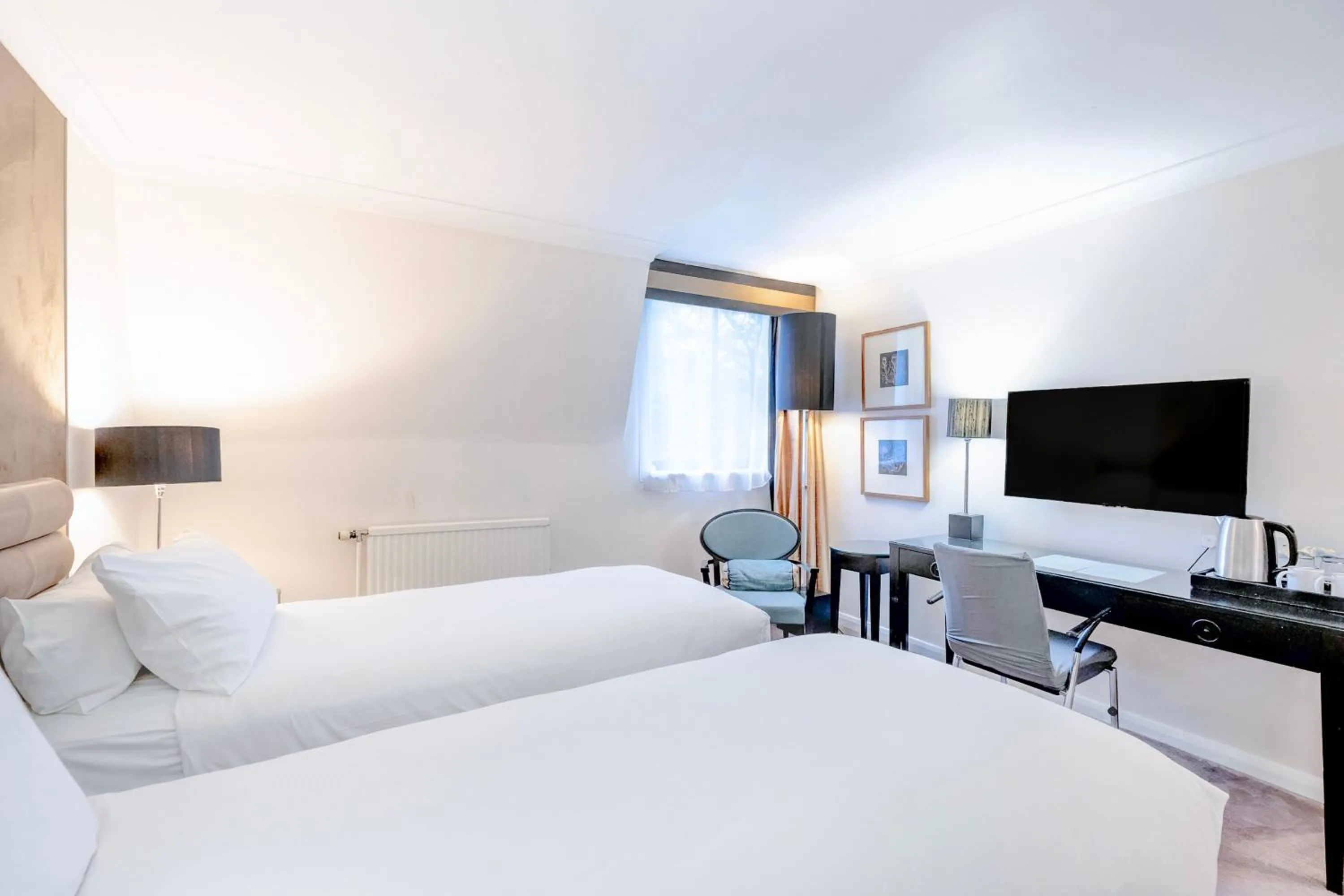 Bed in The Landmark Hotel and SPA Leisure Club Dundee By Sunday