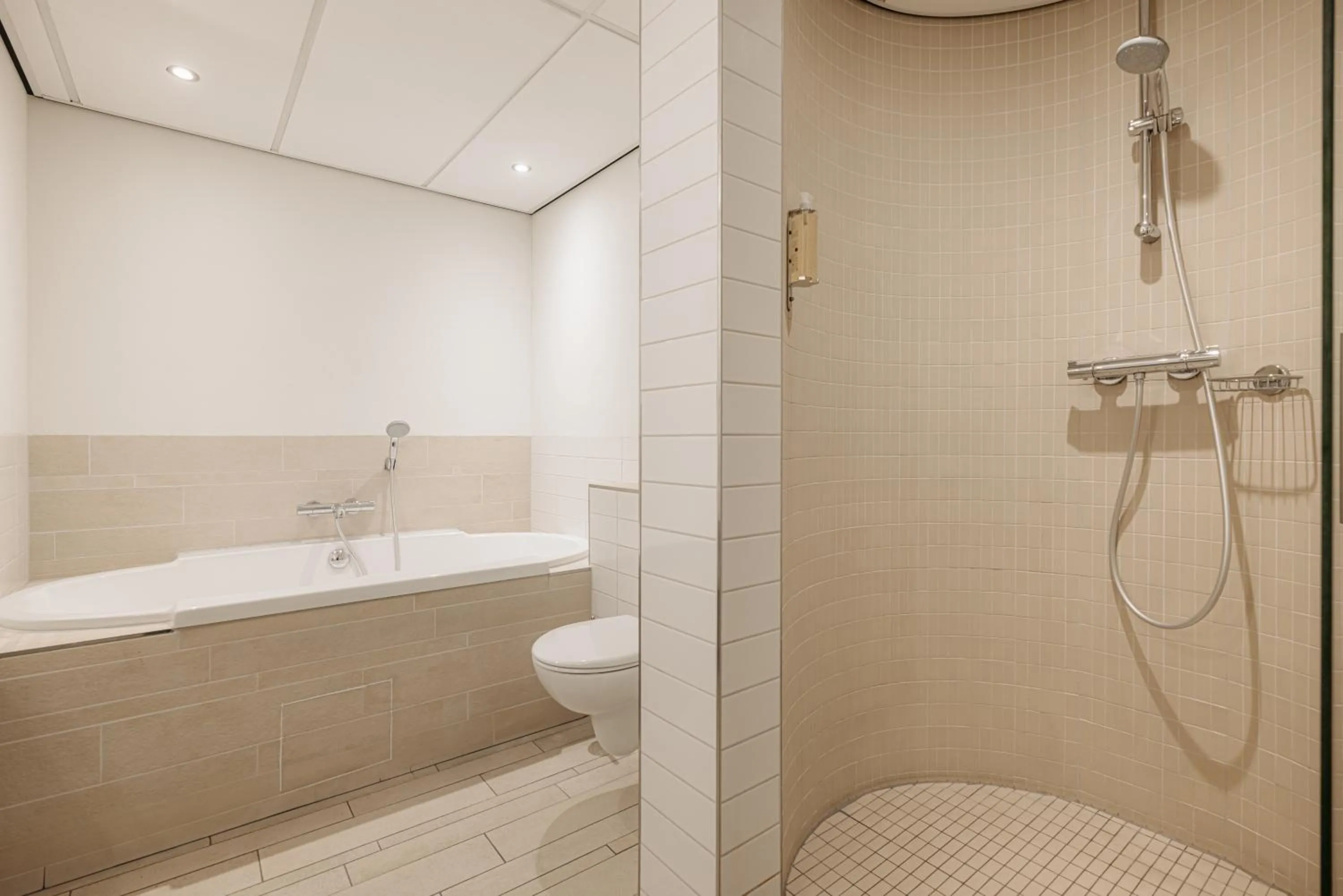 Bathroom in Leonardo Oranje Hotel Leeuwarden