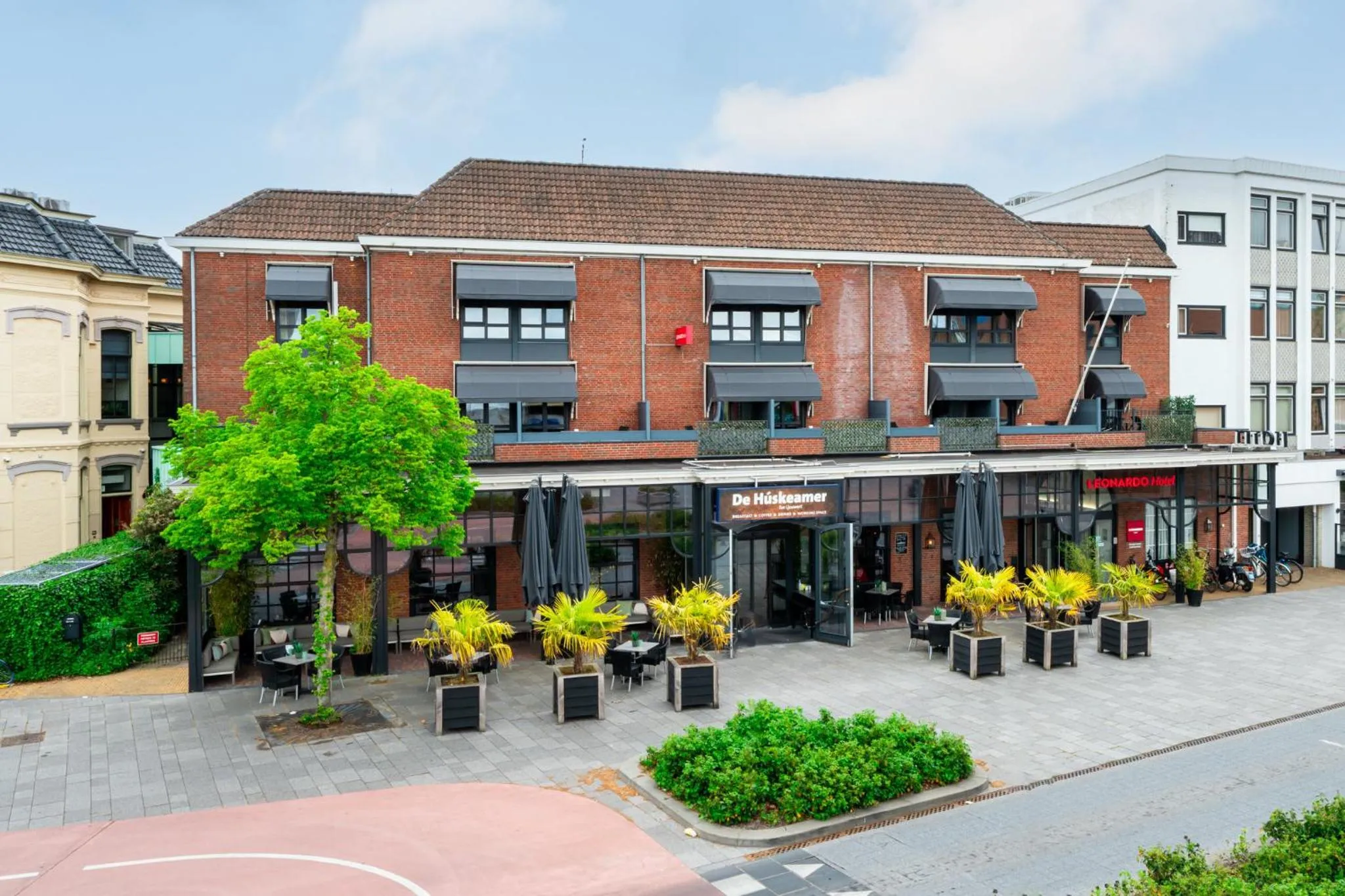 Property building in Leonardo Oranje Hotel Leeuwarden
