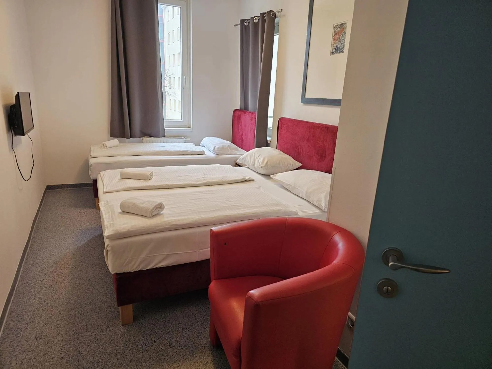 Bed in Hotel Astral Vienna