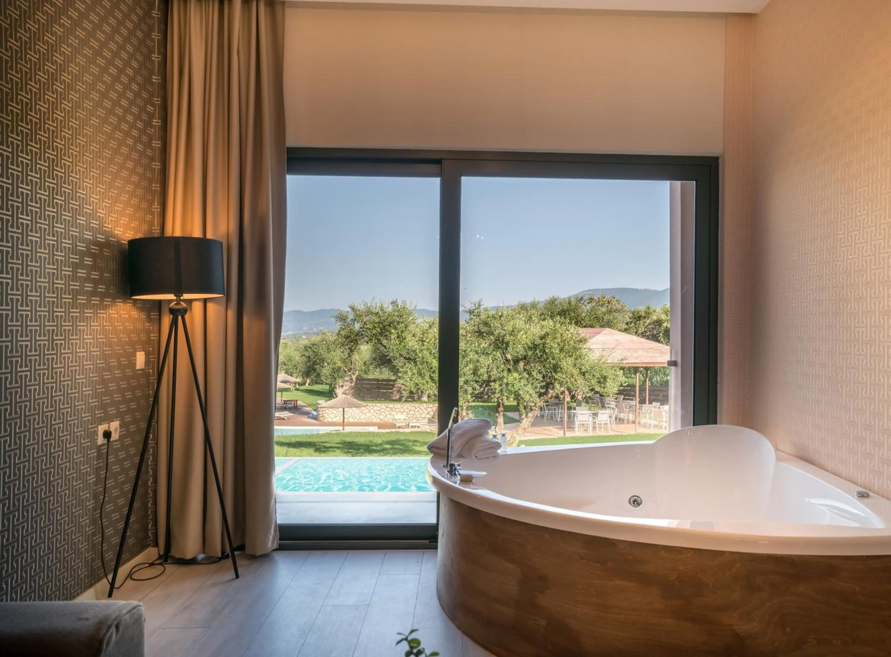 Hot Tub in Elegance Luxury Executive Suites - Adults Only