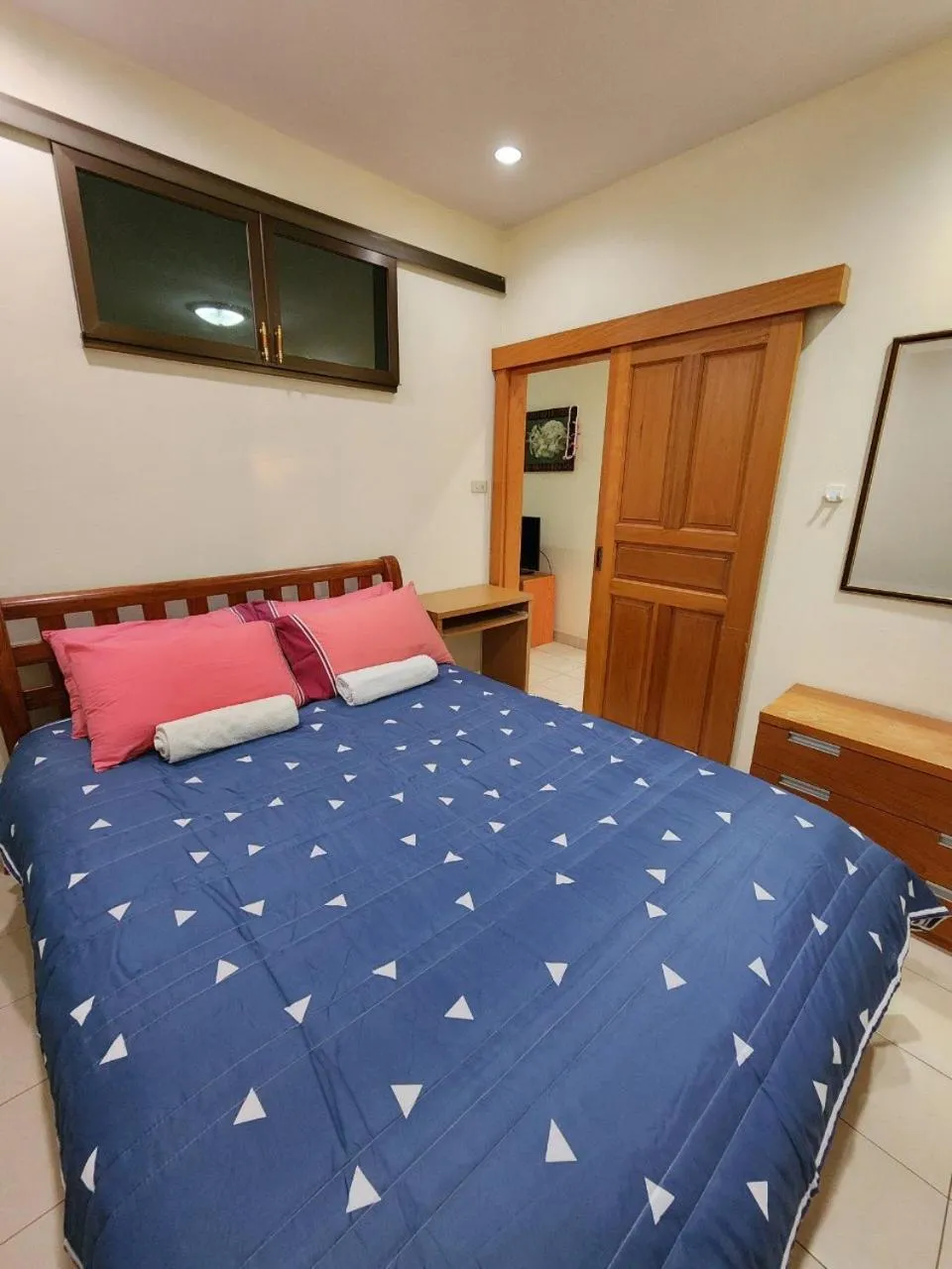 Bed in Happy Valley Pattaya