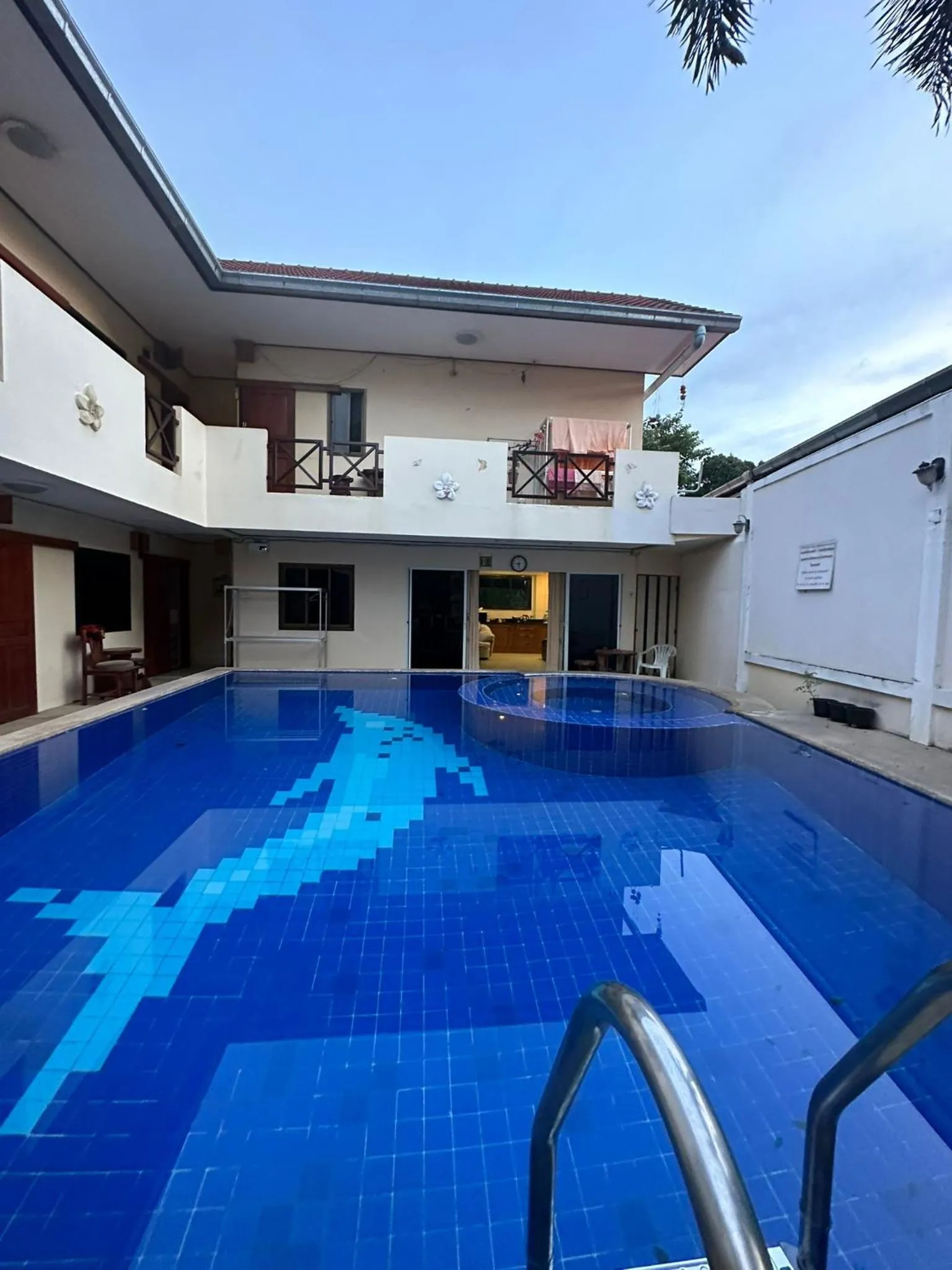 Property building in Happy Valley Pattaya