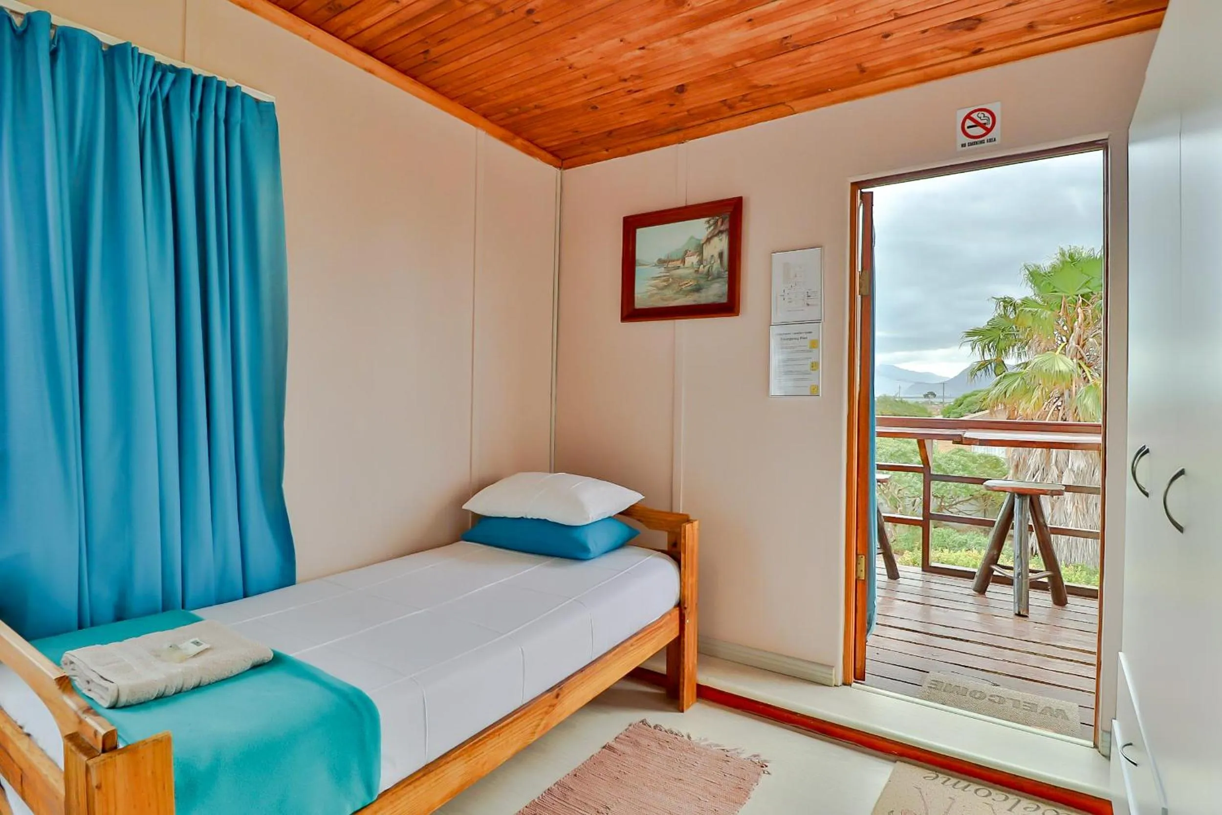 Bed in Fisherhaven Travellers Lodge