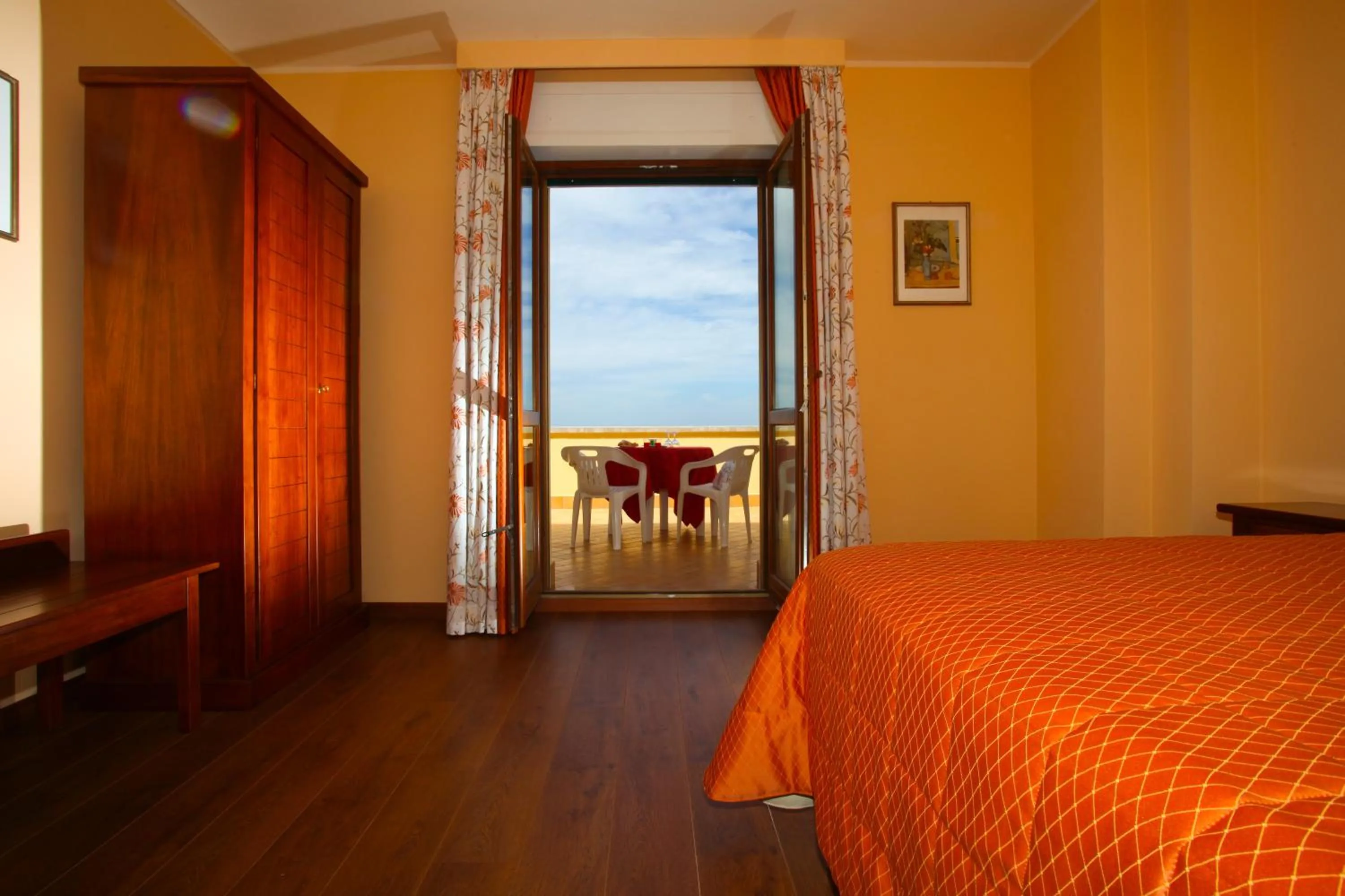 View (from property/room), Bed in Hotel Ristorante Al Duca