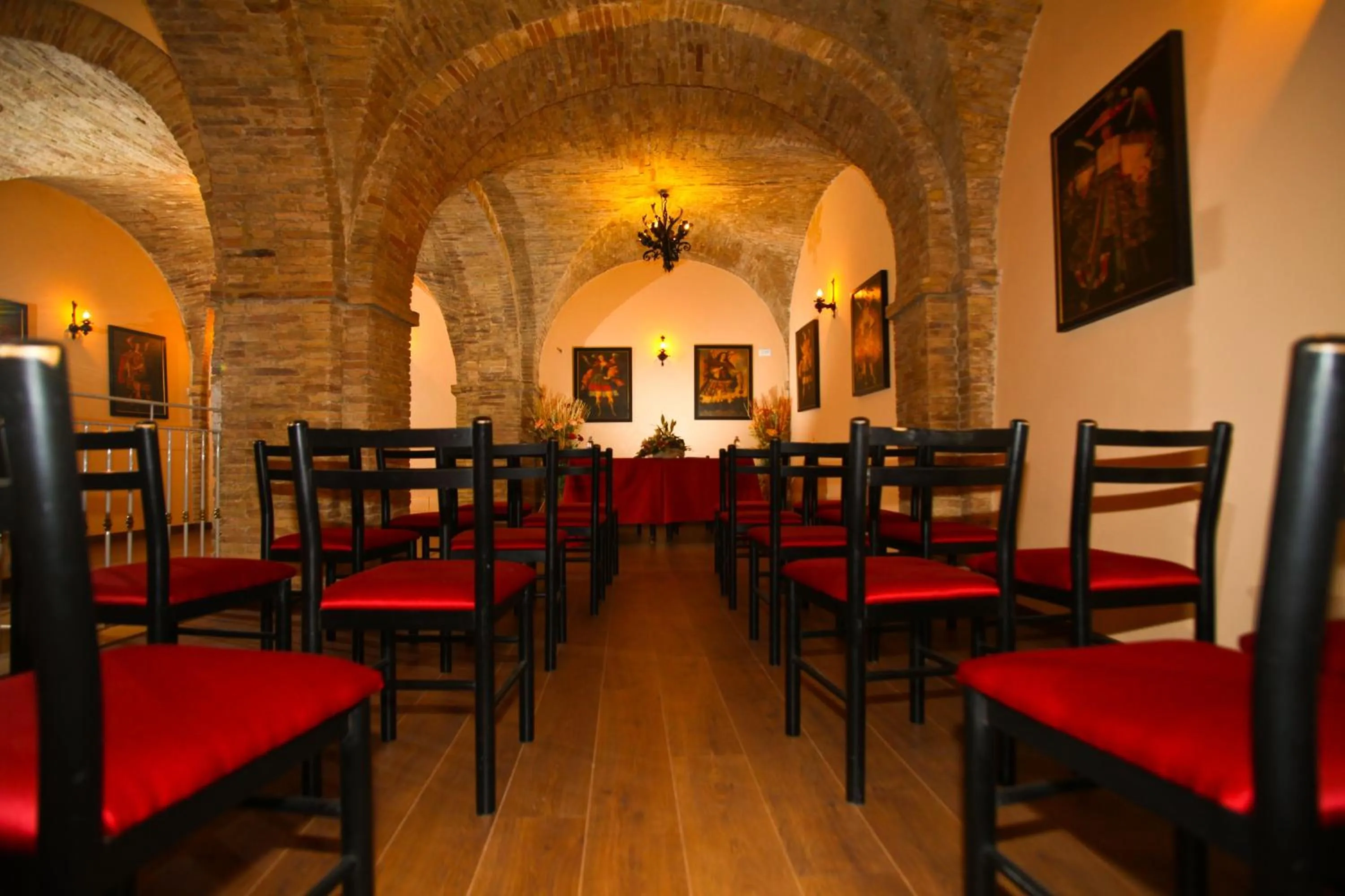 Communal lounge/ TV room in Hotel Ristorante Al Duca