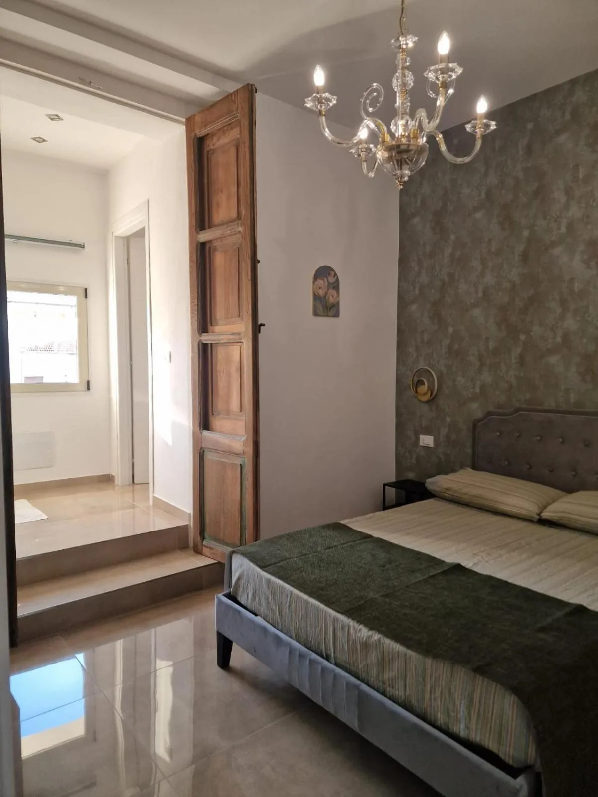 Bed in Antico Palazzo del Corso by Home Dardano