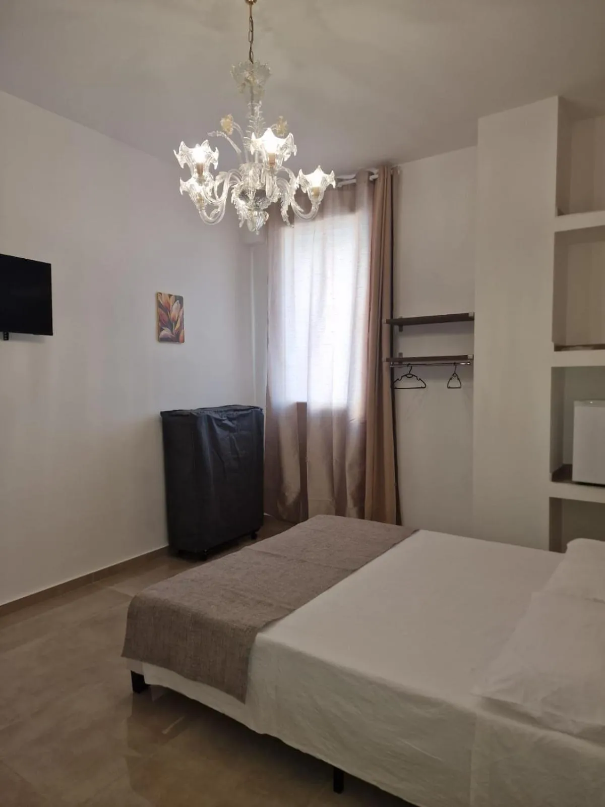 Bed in Antico Palazzo del Corso by Home Dardano