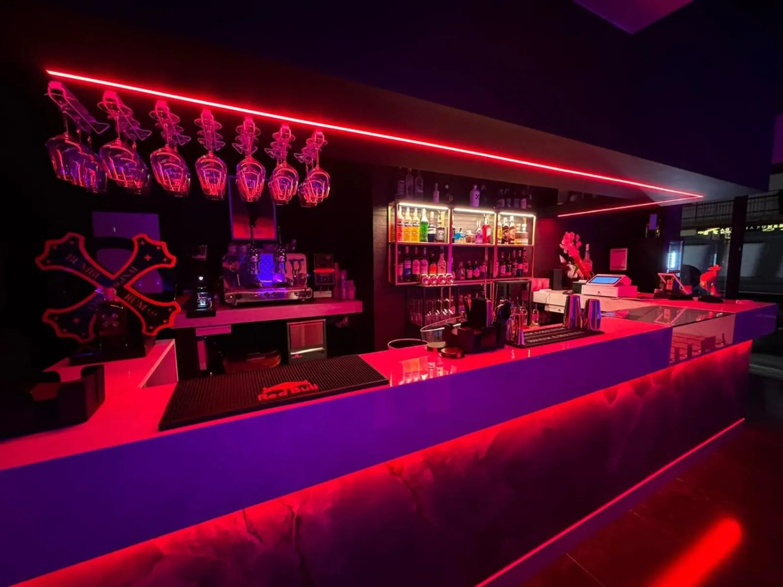 Antico Palazzo del Corso by Home Dardano