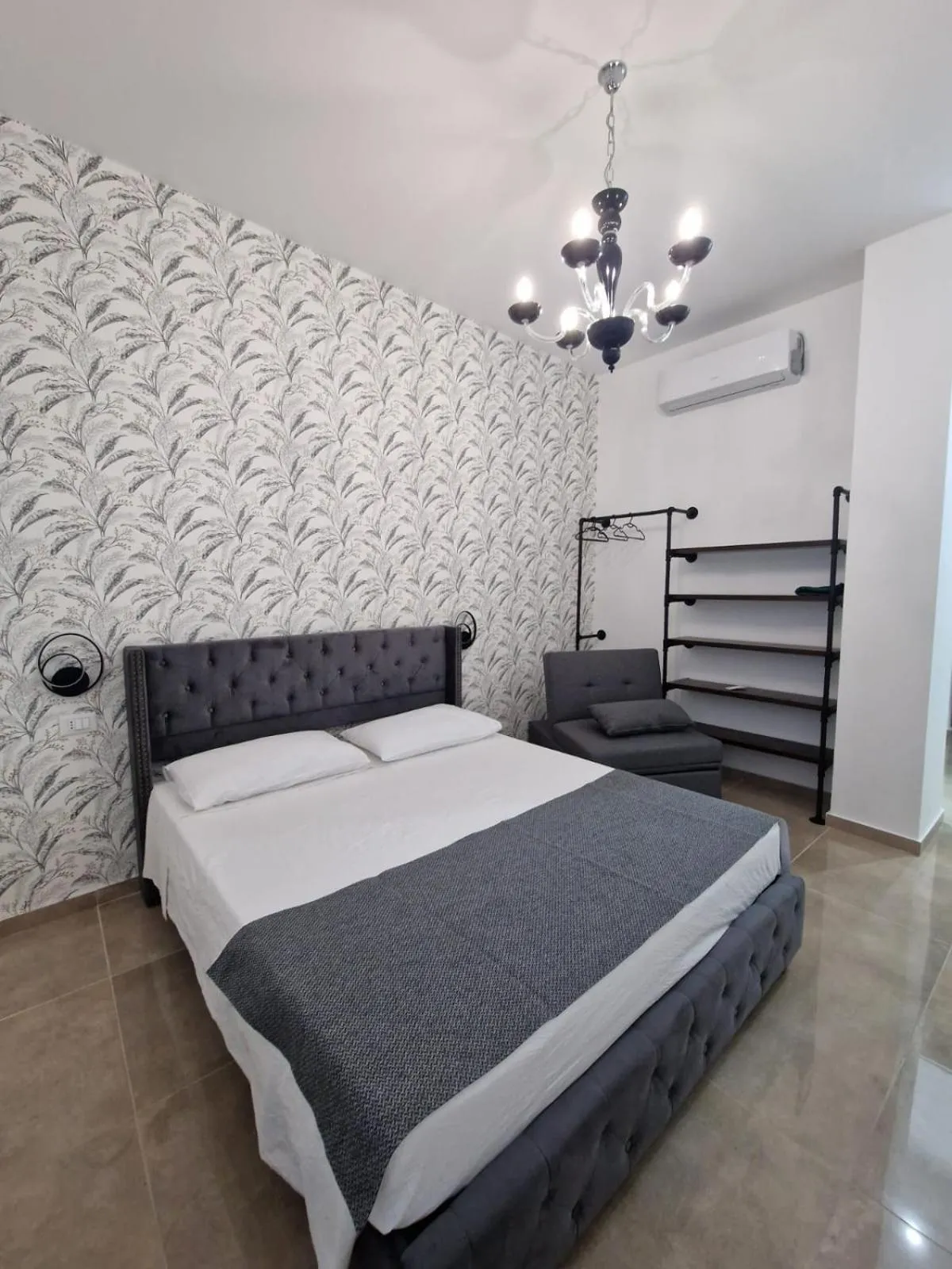 Bed in Antico Palazzo del Corso by Home Dardano