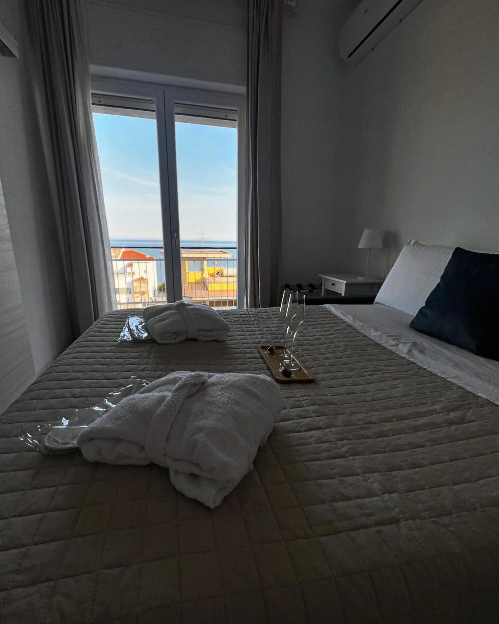 Bed in La Vista Formia B&B