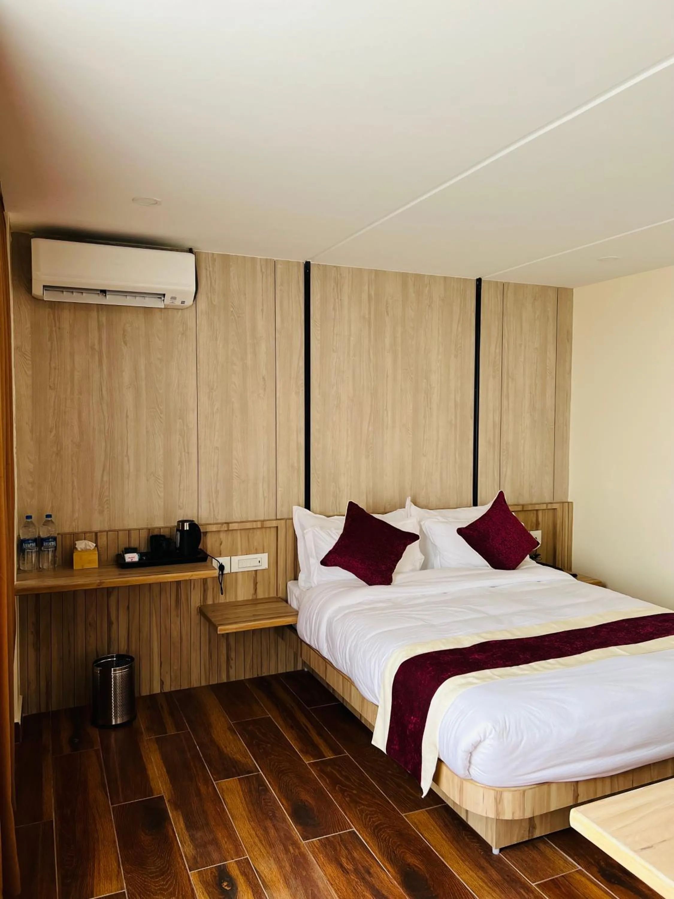 Bed in Hotel Black Diamond - Inside Airport