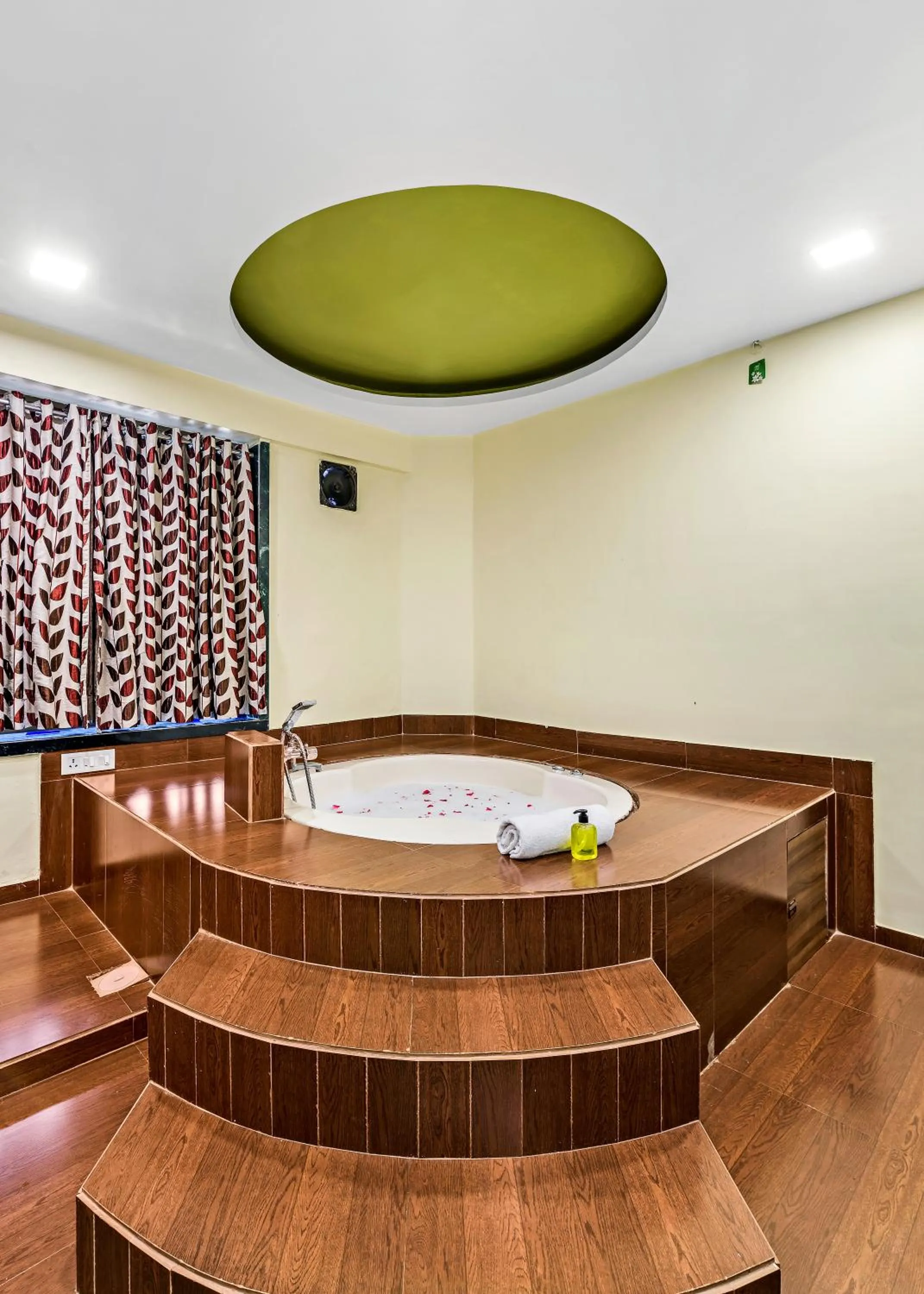Bath in Krushnai Resort