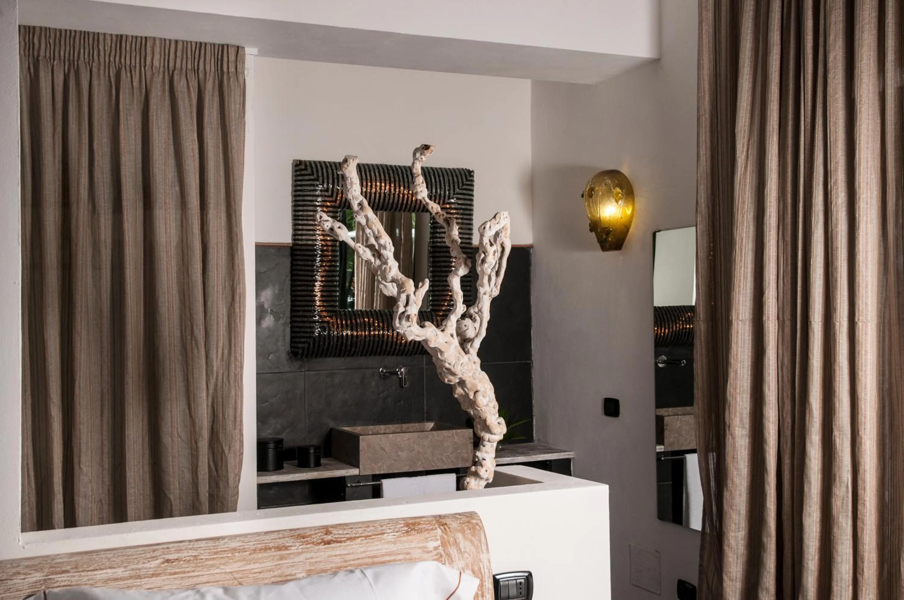 Bed in Seven Maze Charming House