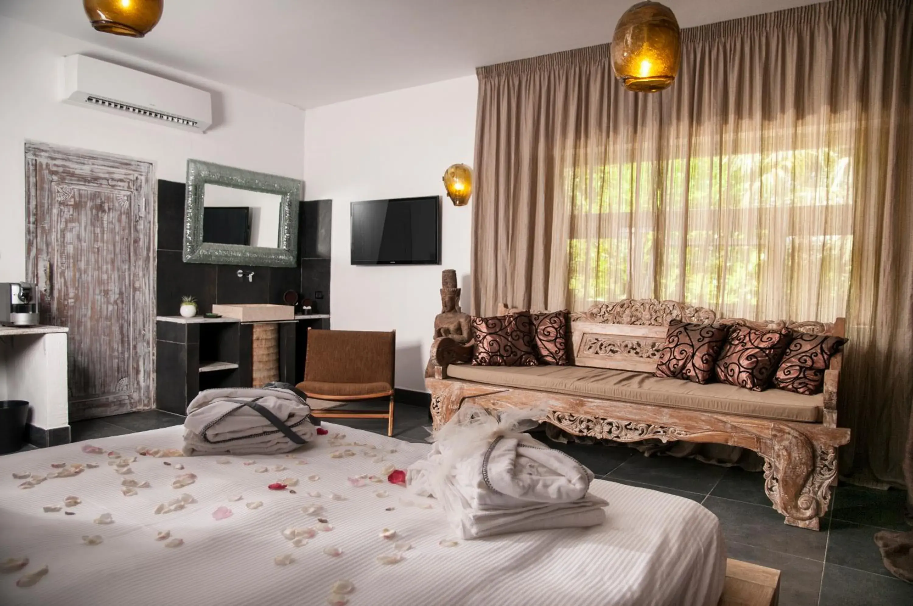 Superior Double Room in Seven Maze Charming House Superior Double Room in Seven Maze Charming House