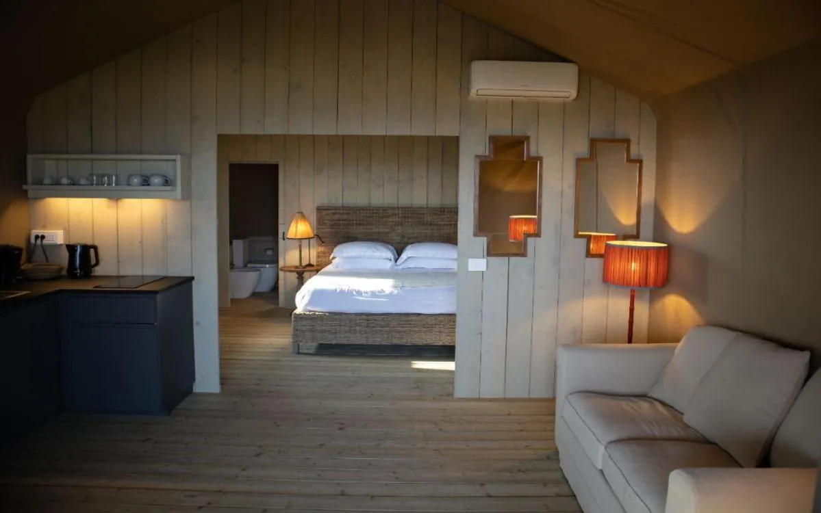 Family Seaview Tent Suite in Resort & Glamping Terre di Sacra in Toscana