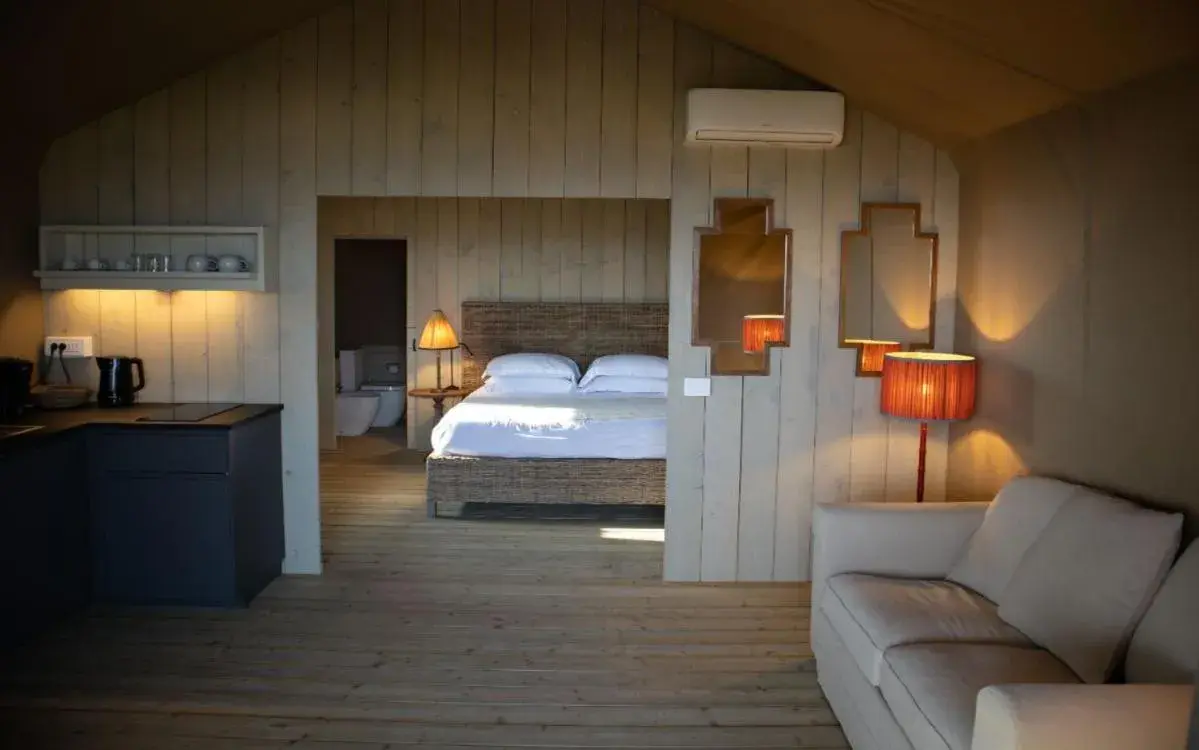 Family Seaview Tent Suite in Resort & Glamping Terre di Sacra in Toscana Family Seaview Tent Suite in Resort & Glamping Terre di Sacra in Toscana