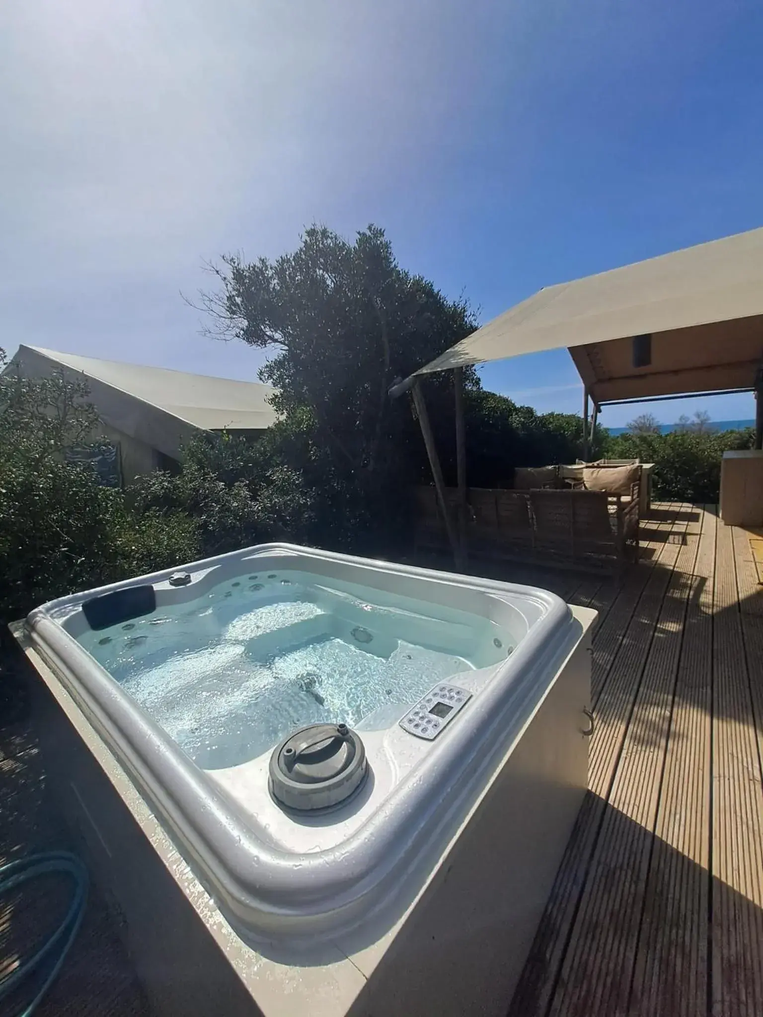Small Dune Tent with Jacuzzi in Resort & Glamping Terre di Sacra in Toscana Small Dune Tent with Jacuzzi in Resort & Glamping Terre di Sacra in Toscana