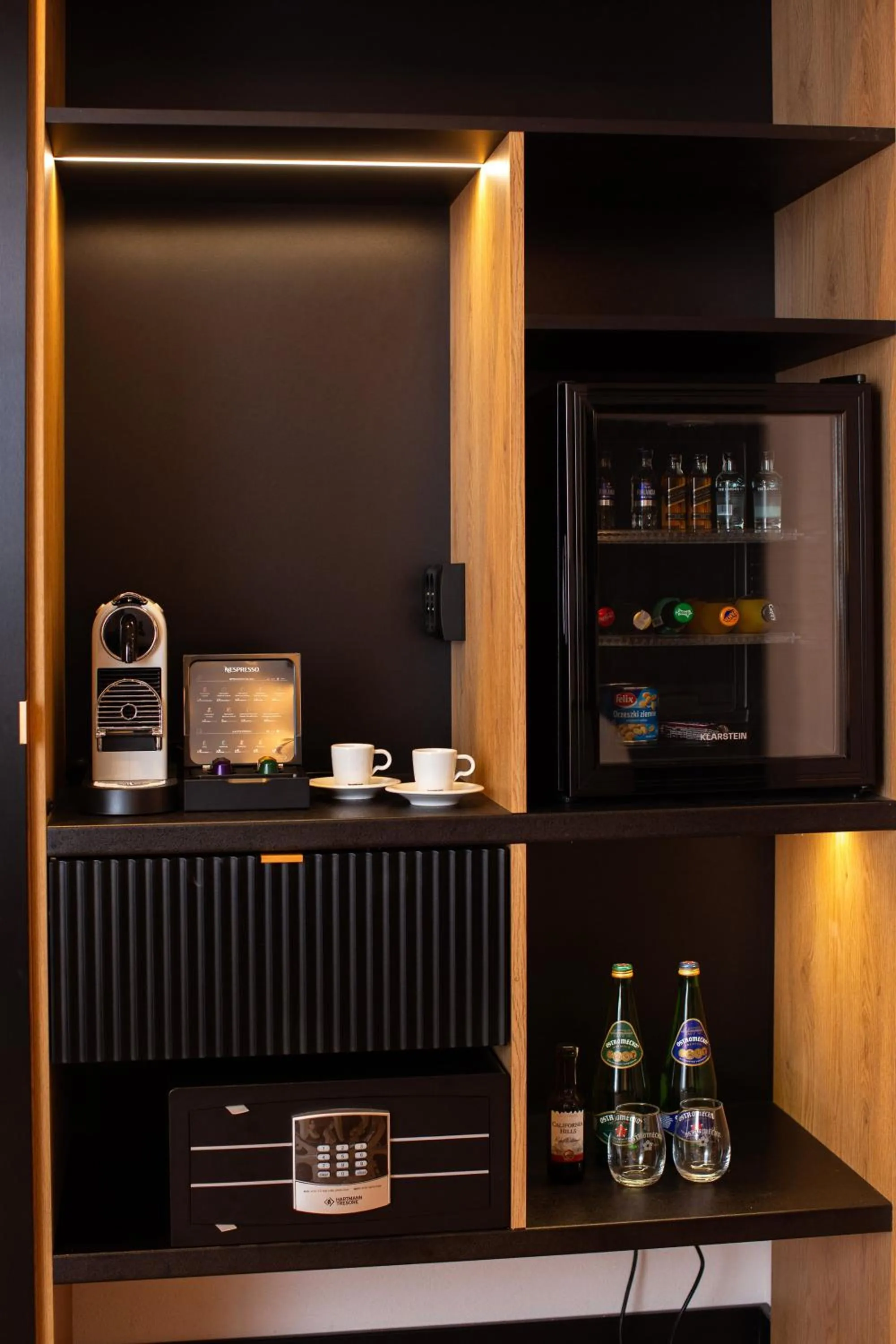 Coffee/tea facilities in HOTEL TEATR