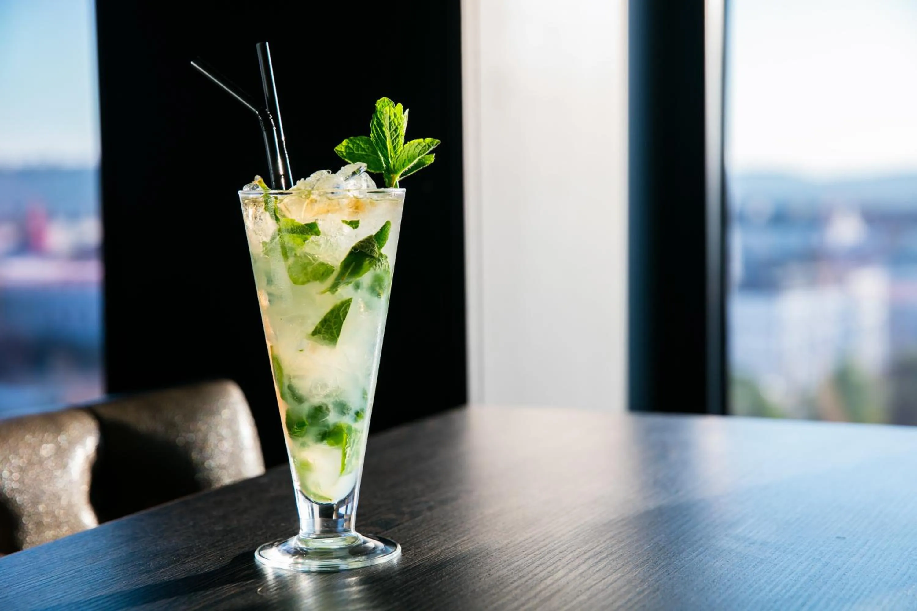 Restaurant/places to eat in Crowne Plaza Plymouth by IHG