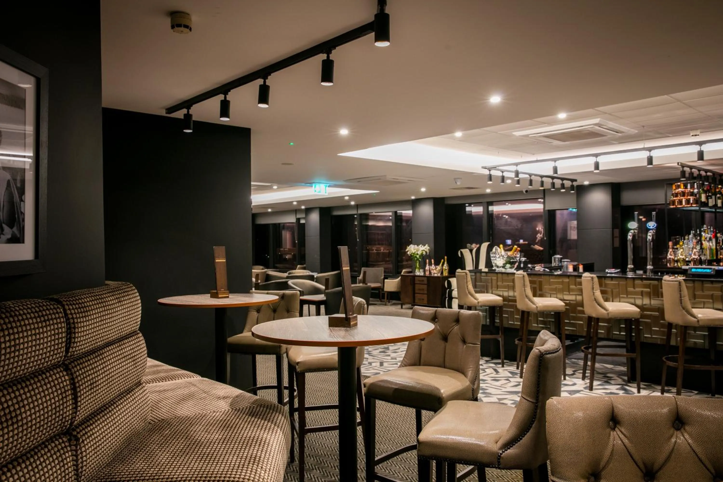 Restaurant/places to eat in Crowne Plaza Plymouth by IHG
