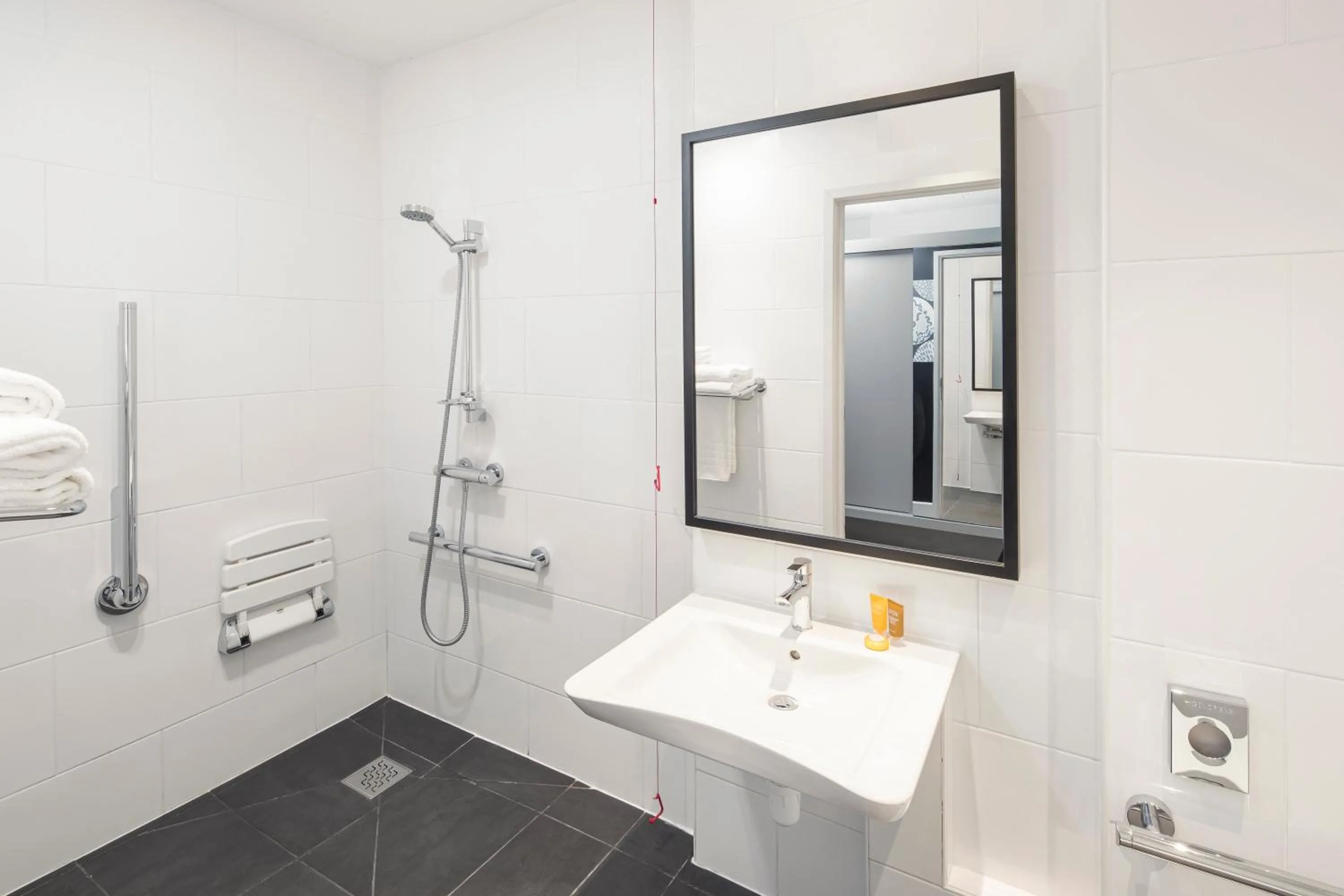 Toilet in Crowne Plaza Plymouth by IHG