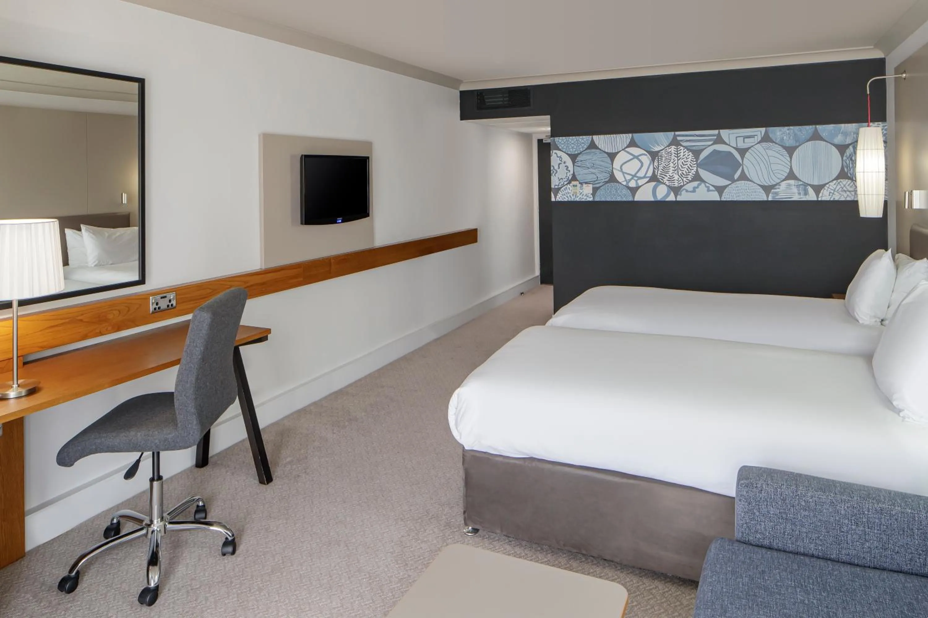 Bedroom, Bed in Crowne Plaza Plymouth by IHG