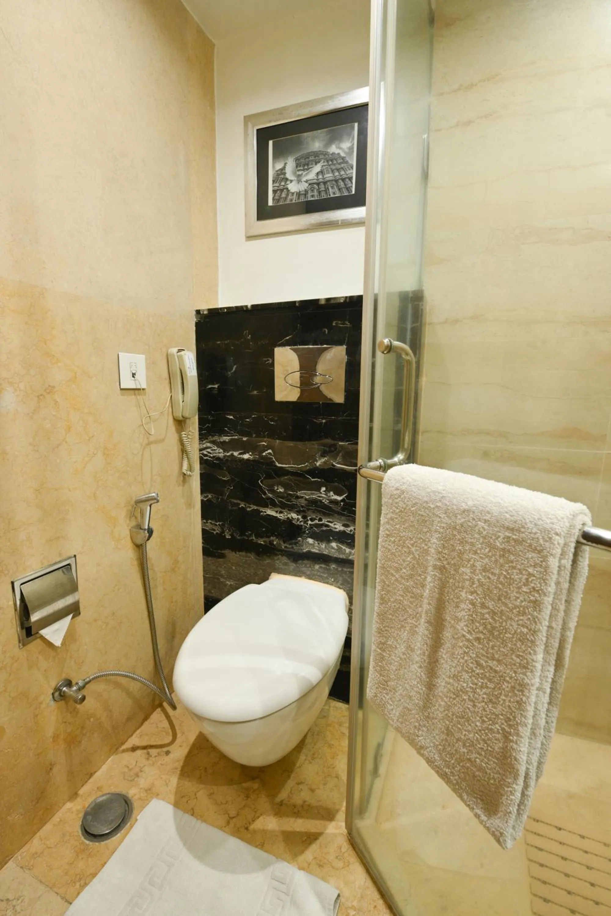 Bathroom in Flute Boutique by Hotel 91