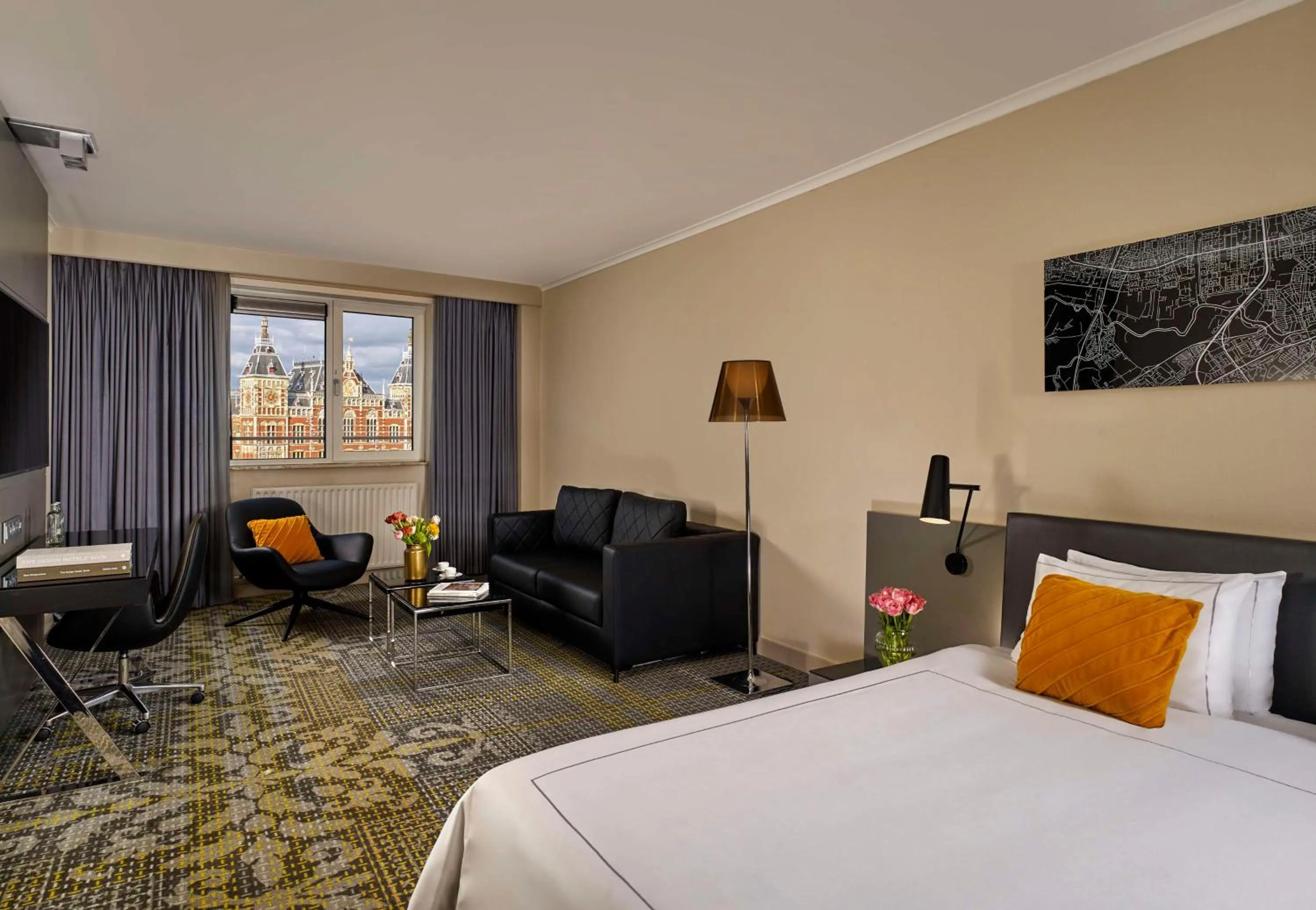 Bedroom, Bed in Park Plaza Victoria Amsterdam