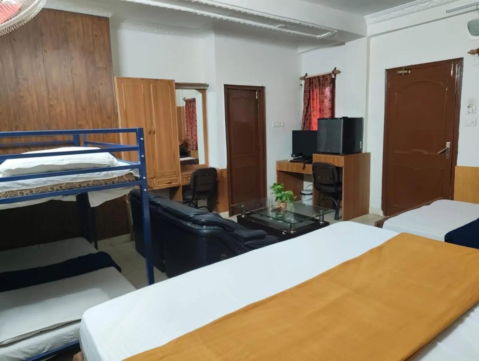 Hotel Centre Point Resorts Palampur