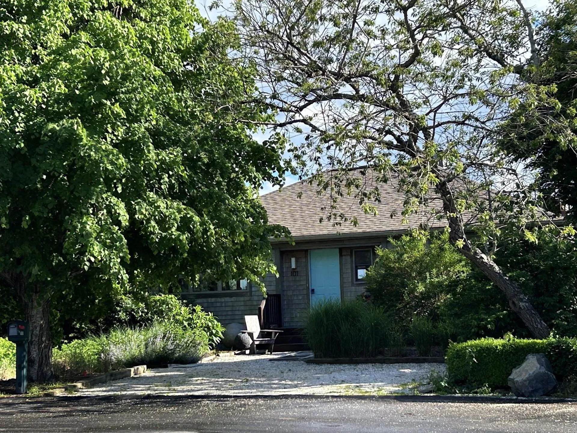 Garden in Bayberry Beach House