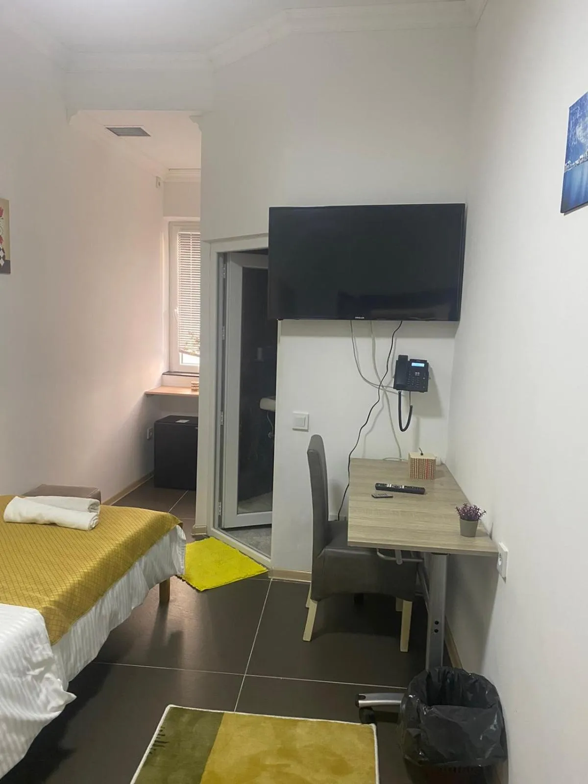 Bed in Hotel City Rooms Prishtina