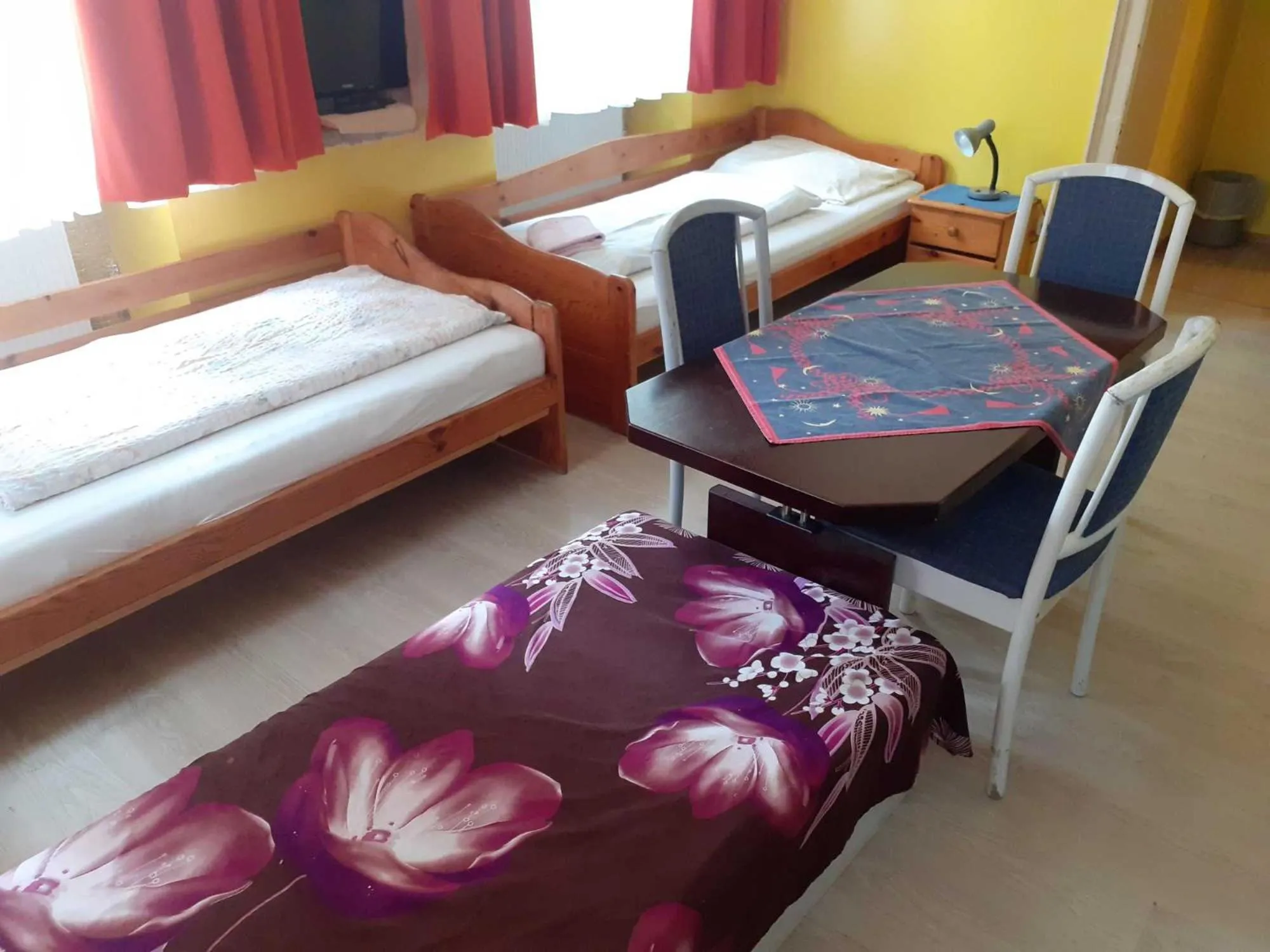 Photo of the whole room, Bed in HappyHostel
