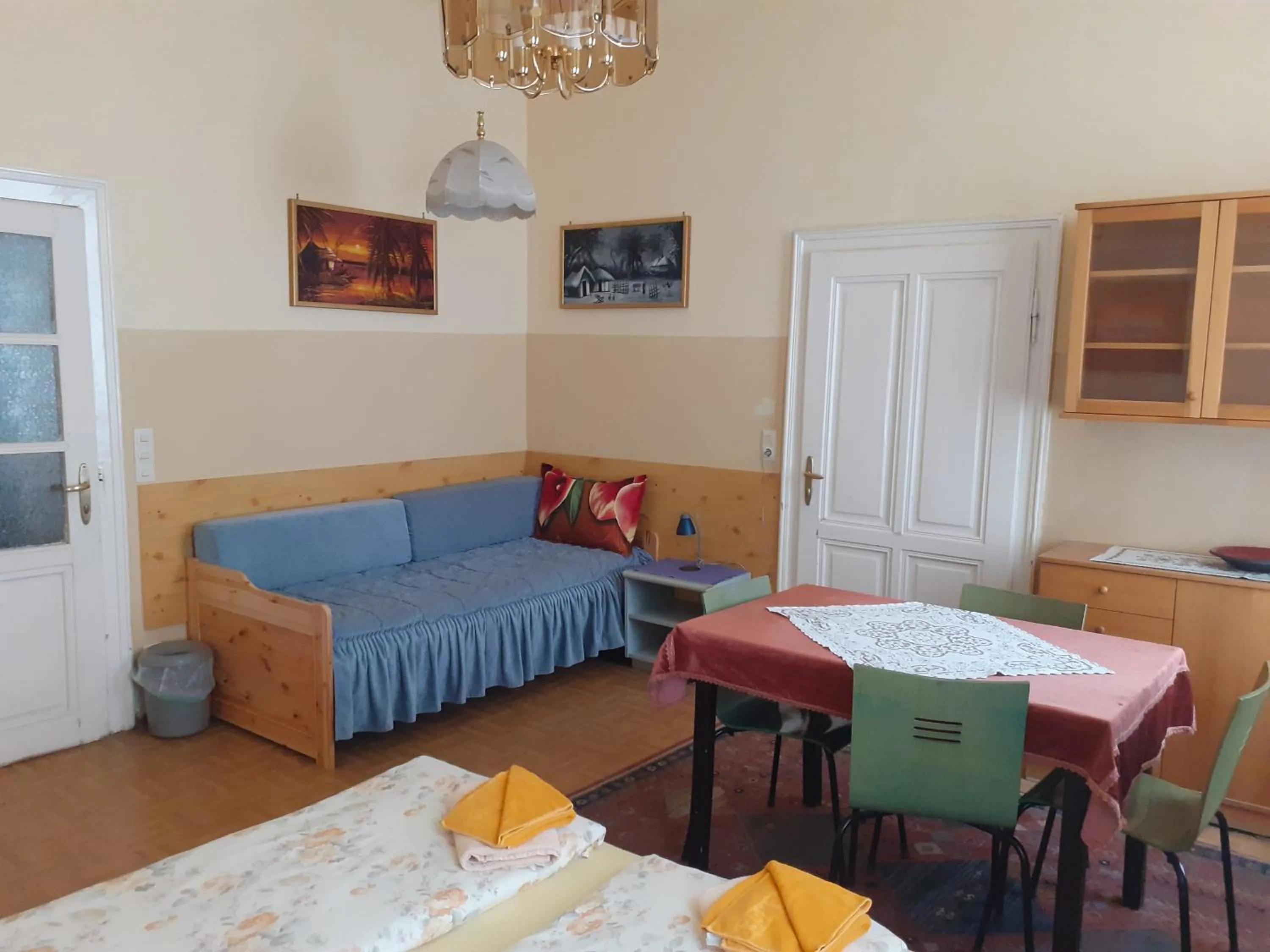 Living room in HappyHostel