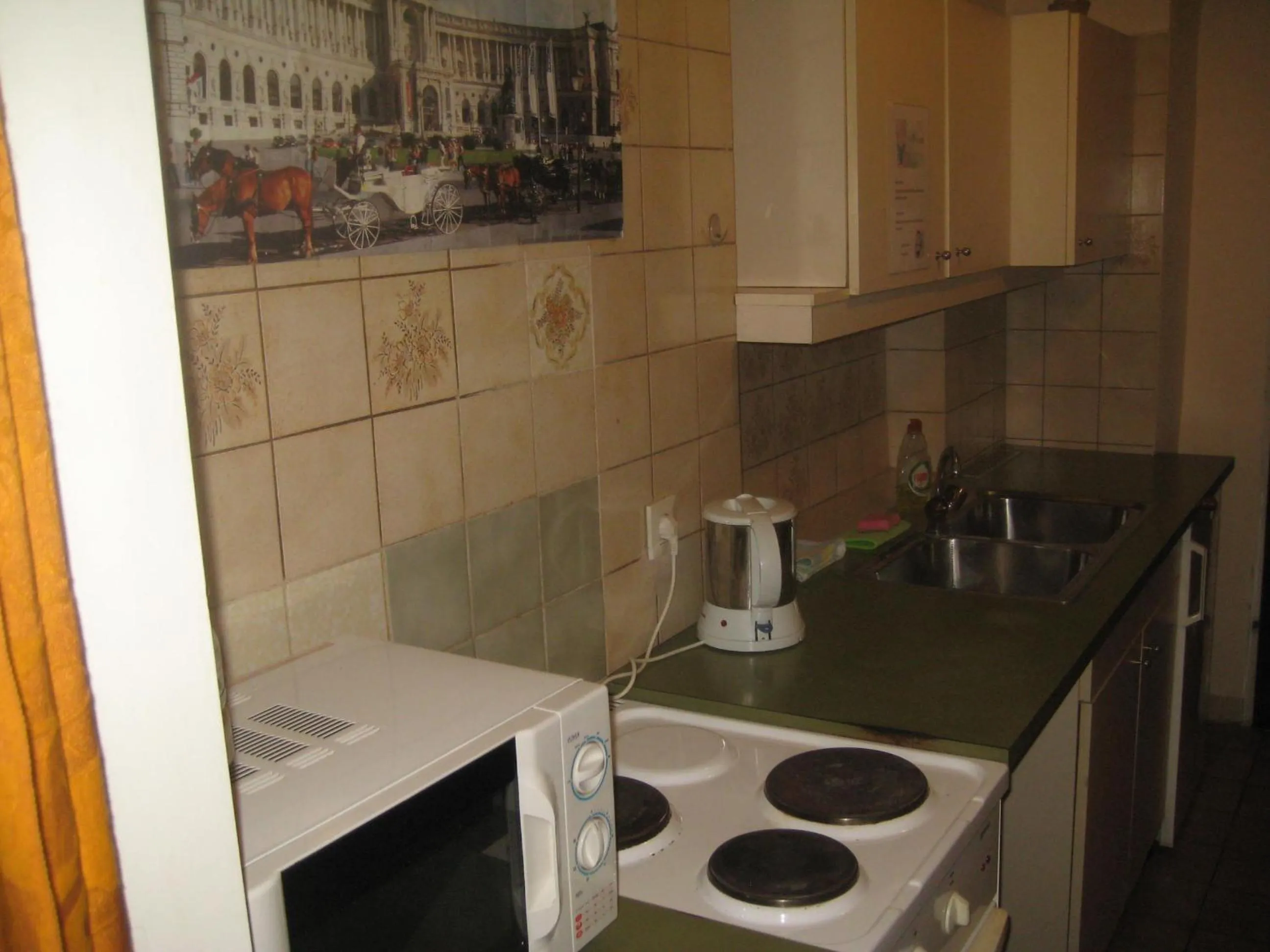 Kitchen or kitchenette in HappyHostel