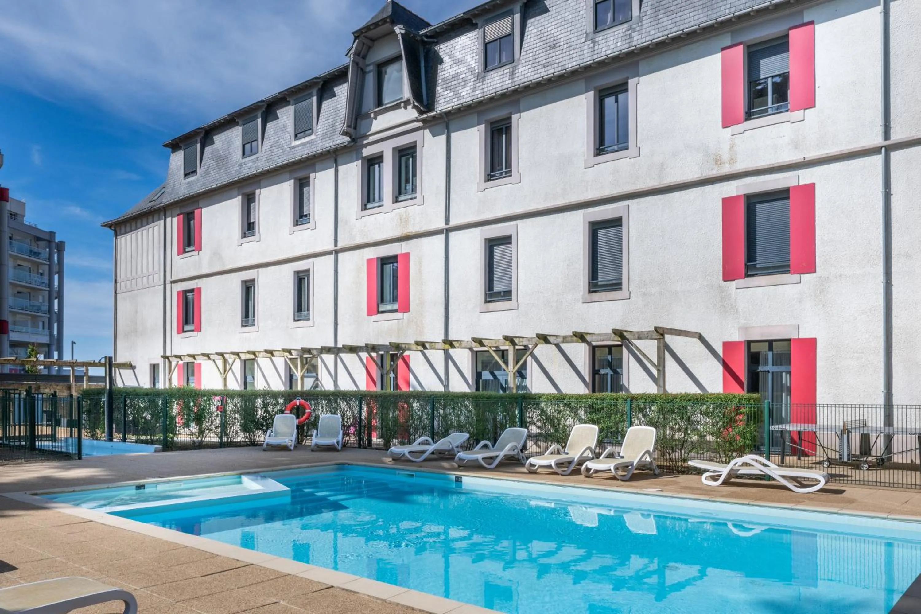 Pool view in Résidence Odalys De La Plage