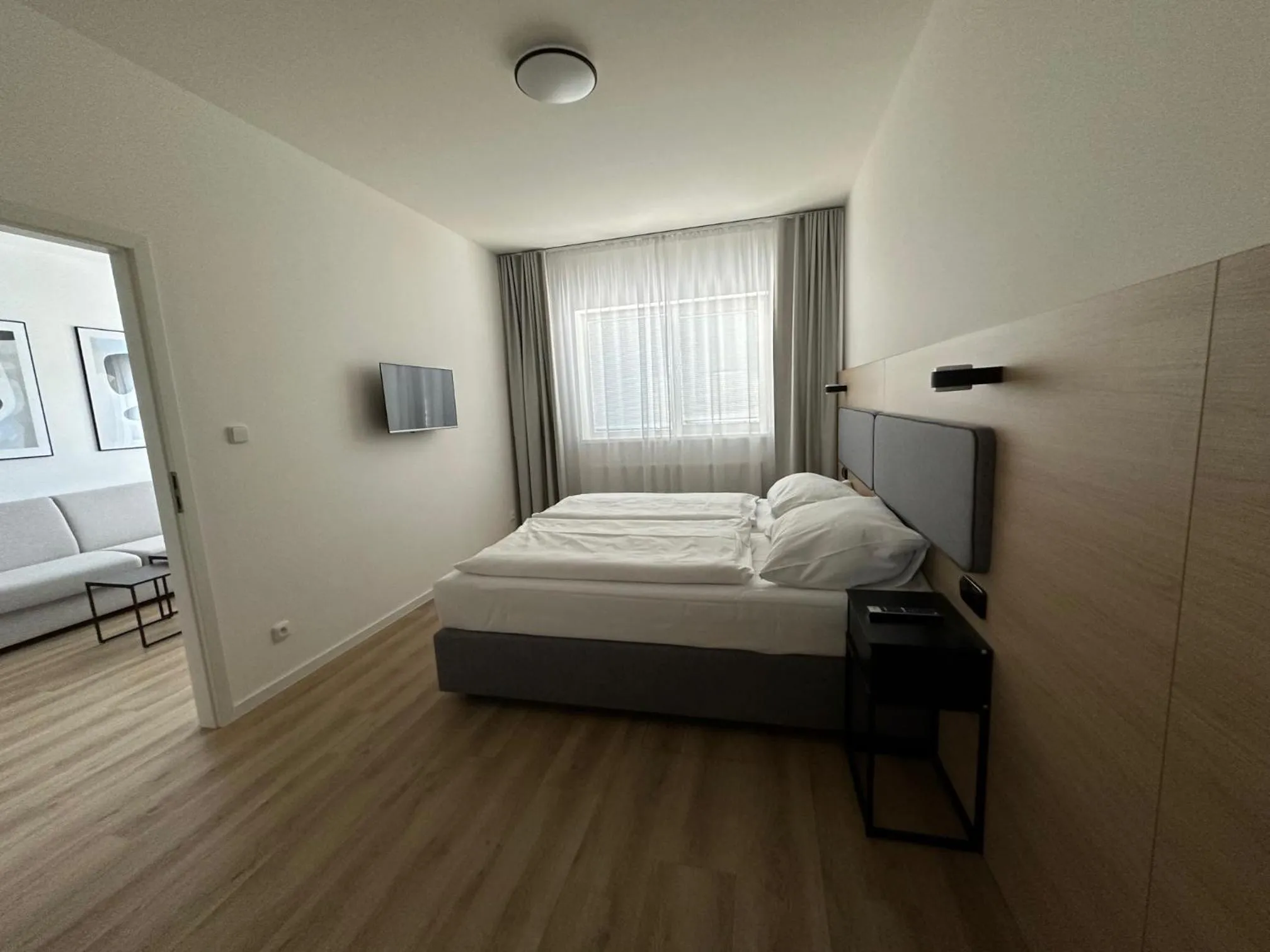 Bed in Hotel Kapitol