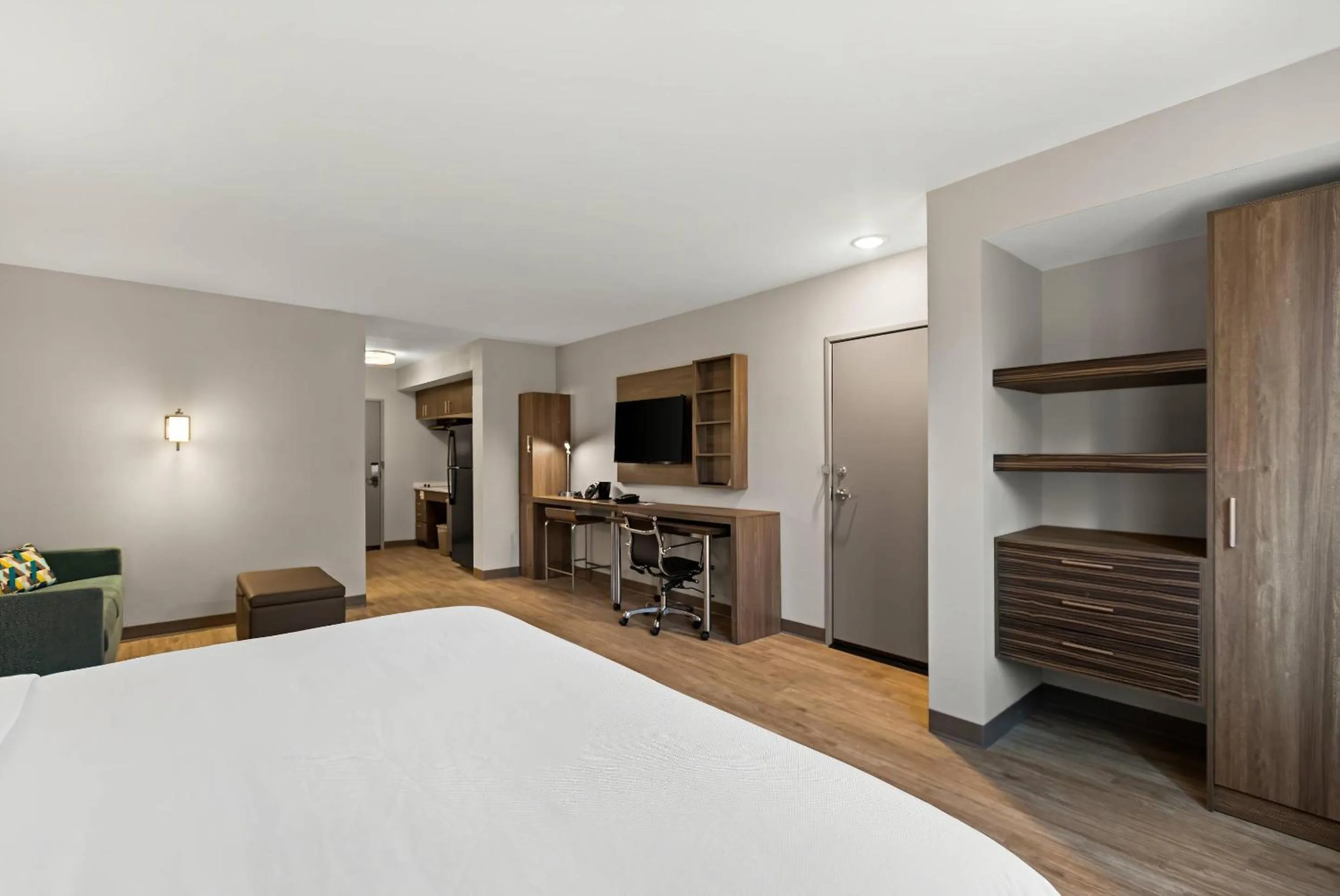 Bedroom in MainStay Suites Gatlinburg Downtown Area