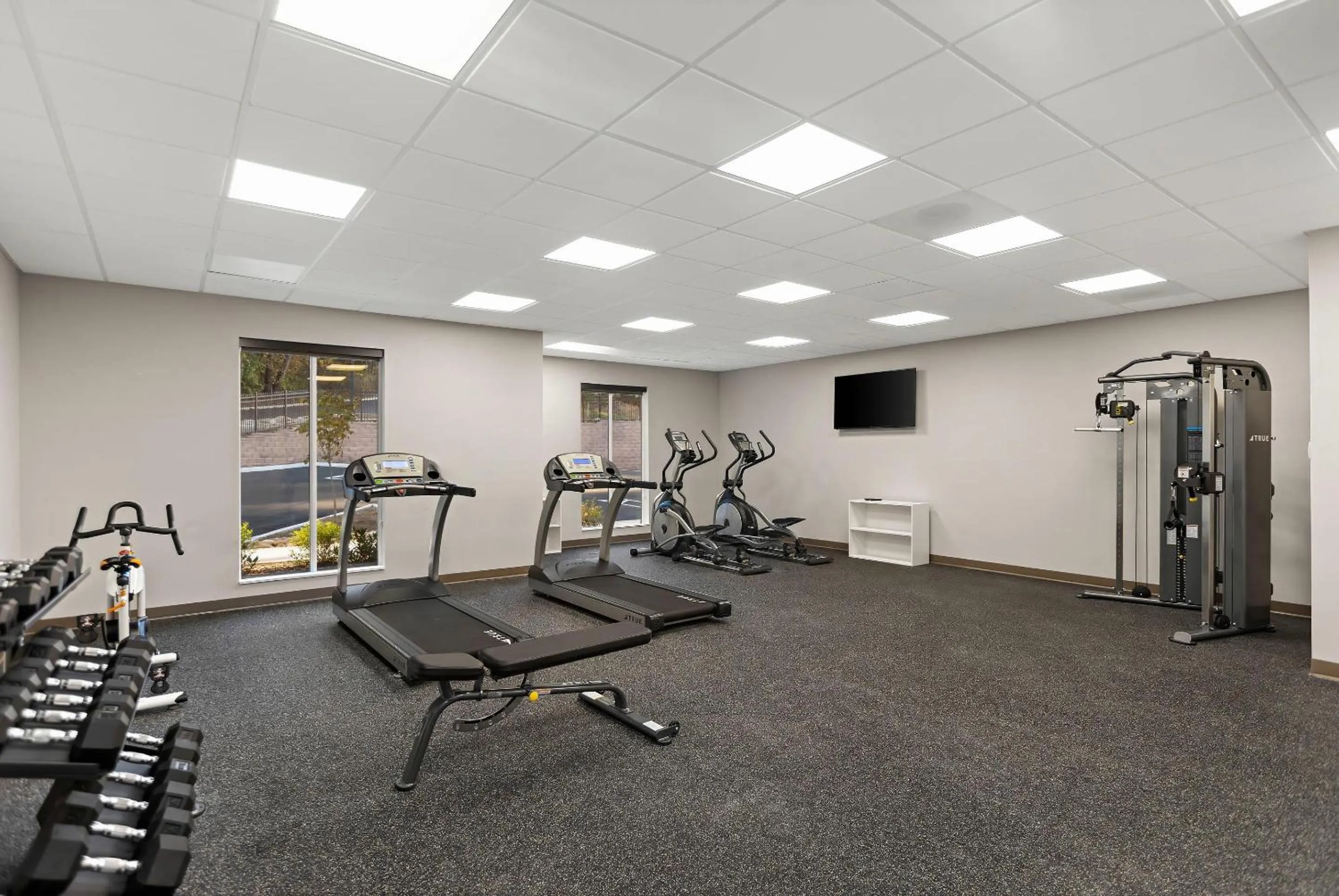 Fitness centre/facilities in MainStay Suites Gatlinburg Downtown Area