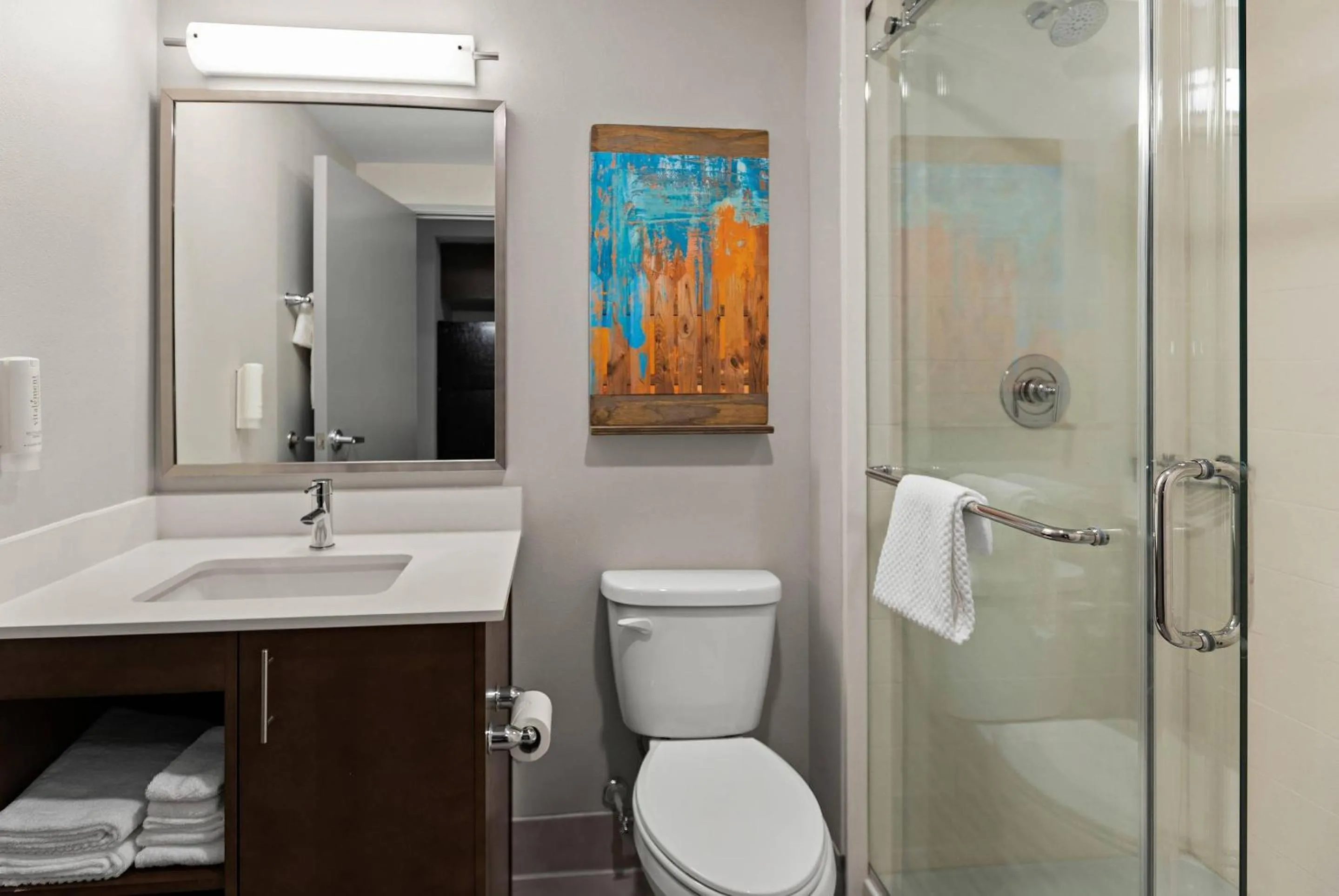 Bedroom in MainStay Suites Gatlinburg Downtown Area