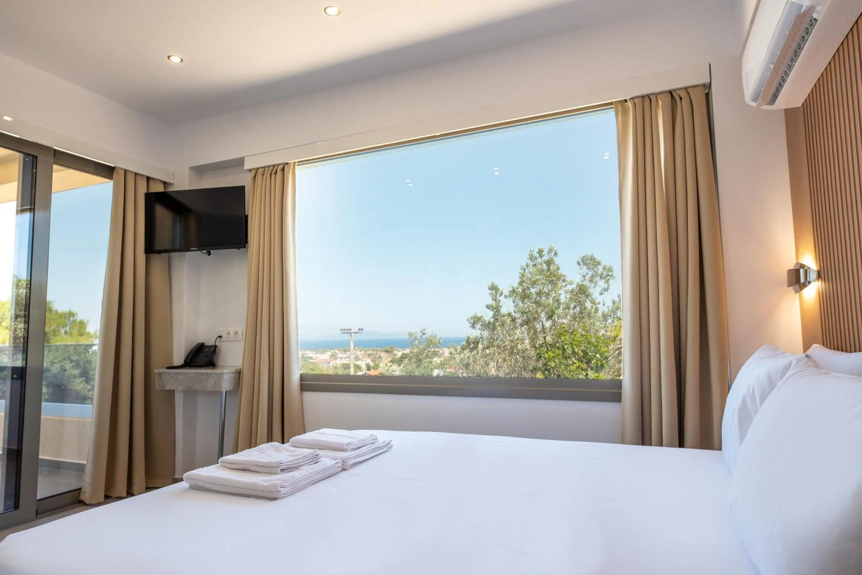 Photo of the whole room, Bed in Airscape Hotel Free Shuttle From And To Athen's Airport